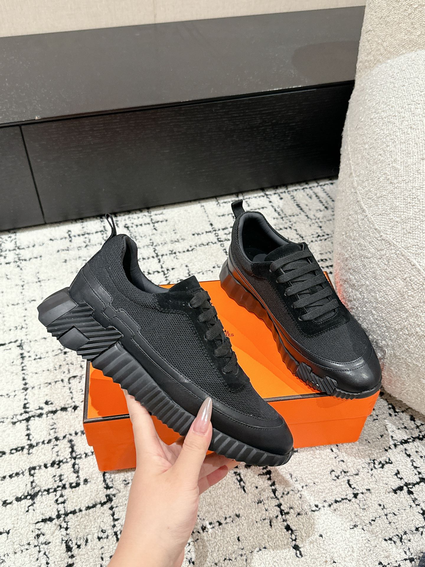 HM Sneaker In Black Mesh Fabric 985315