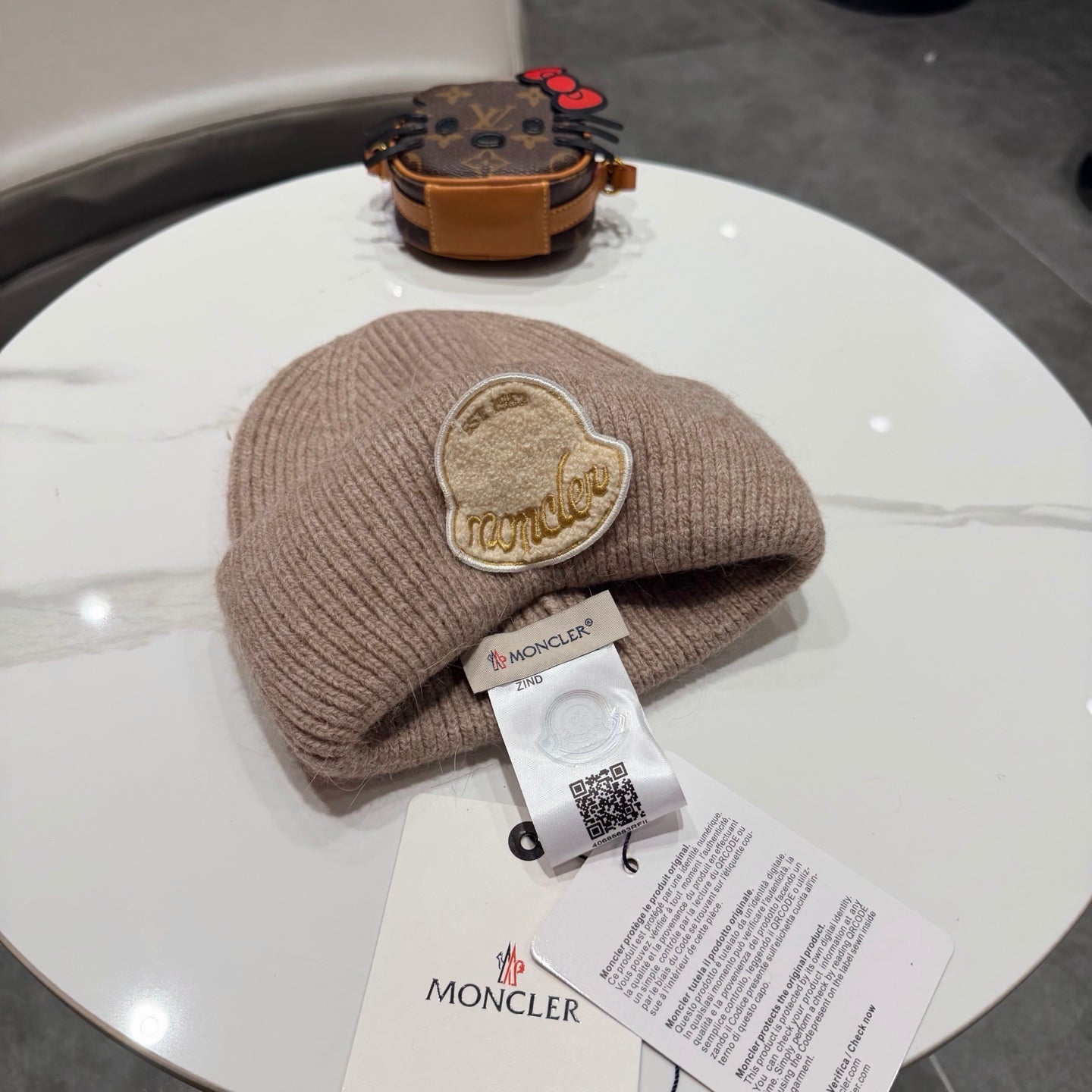 Moncler Logo-patch Beanie 435073