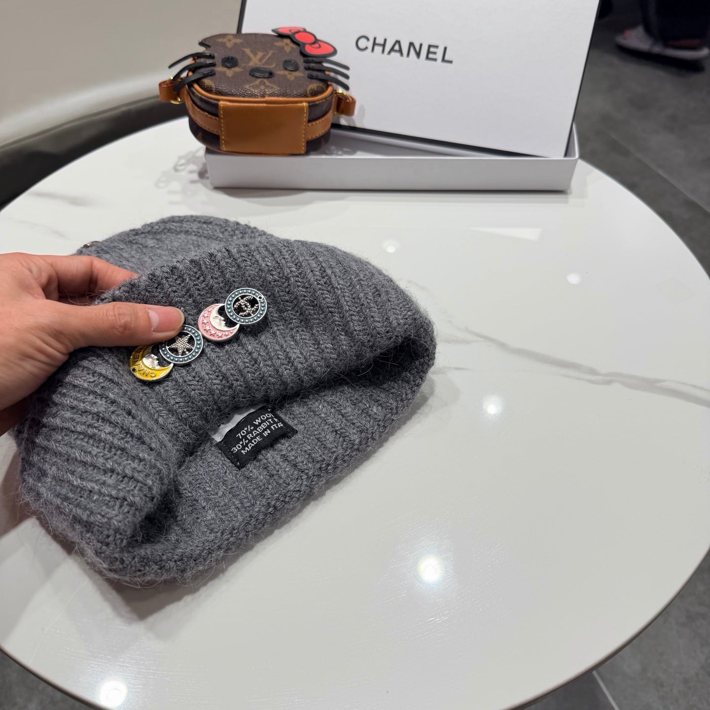 Chanel Wool Hat With "COCO" Word 435054