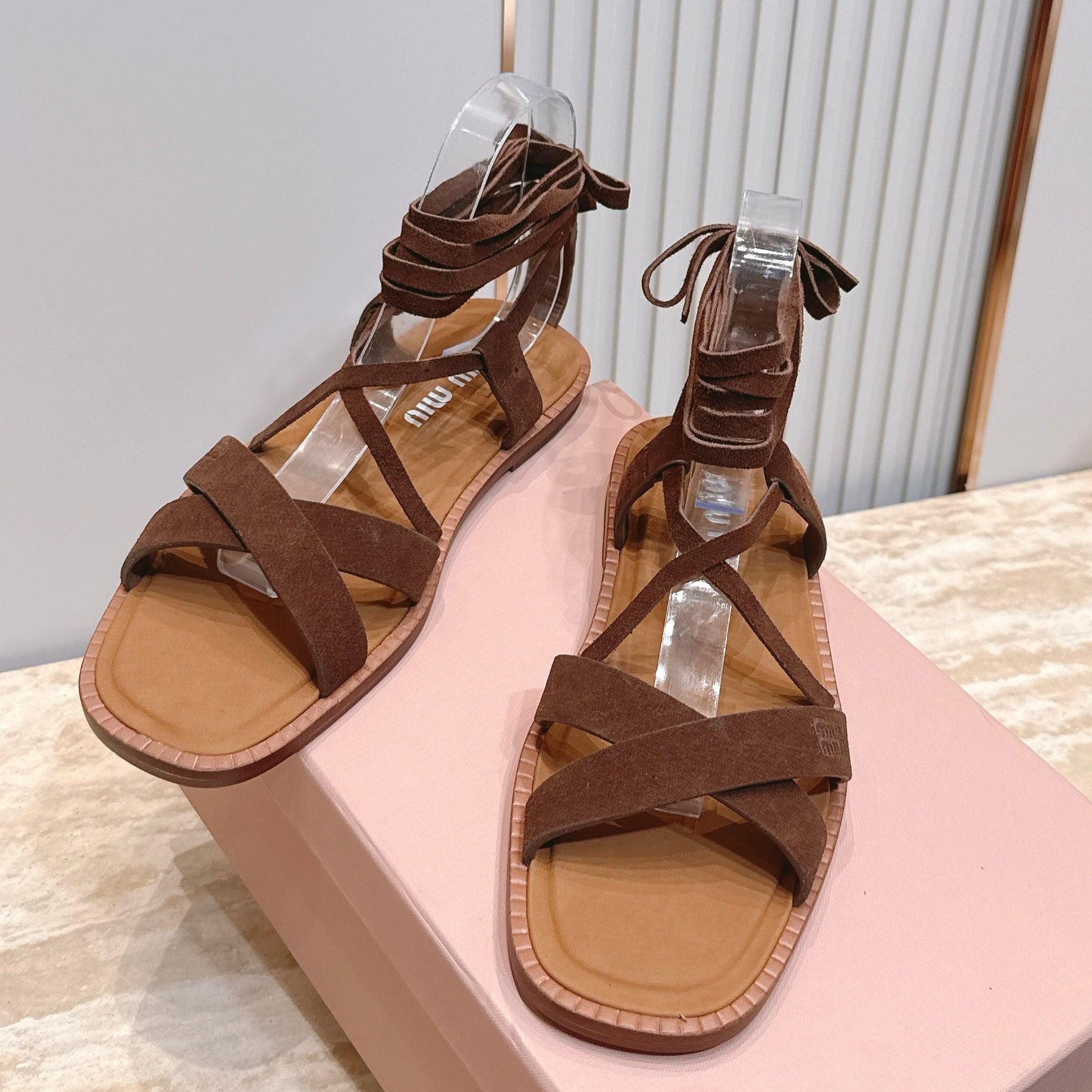 Miumiu 2026 Newest Back-Strap Sandals Suede 933387