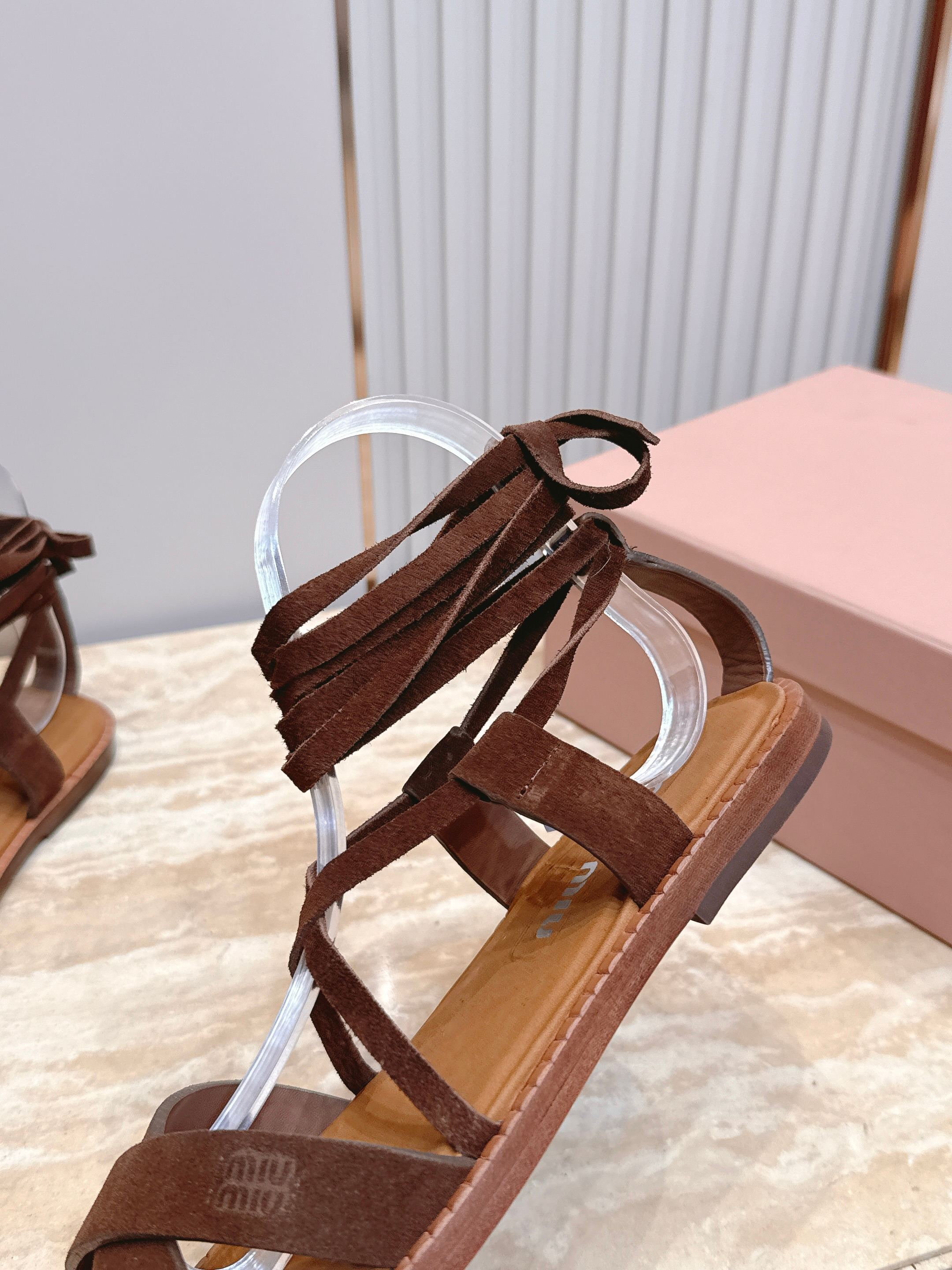Miumiu 2026 Newest Back-Strap Sandals Suede 933387