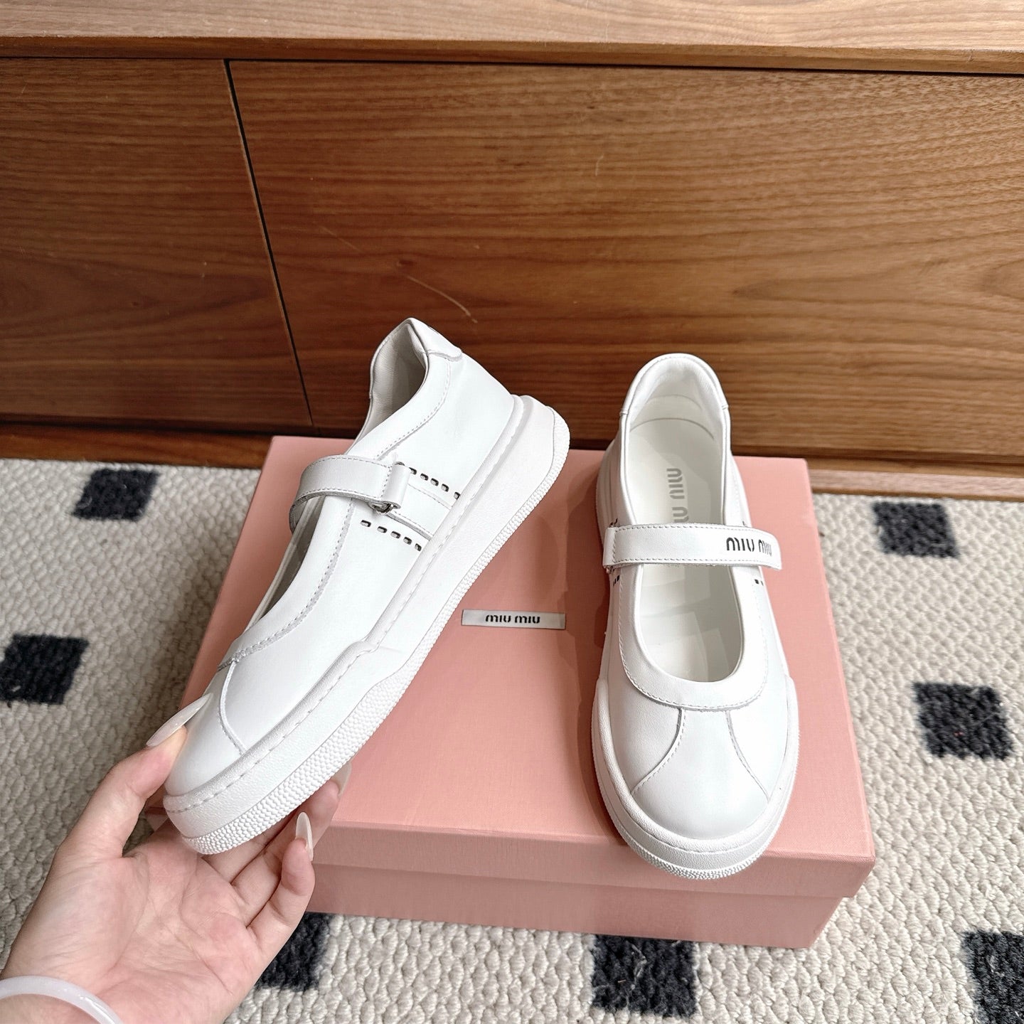 Miumiu 2026 Velcro Flat Sneakers Leather 924596