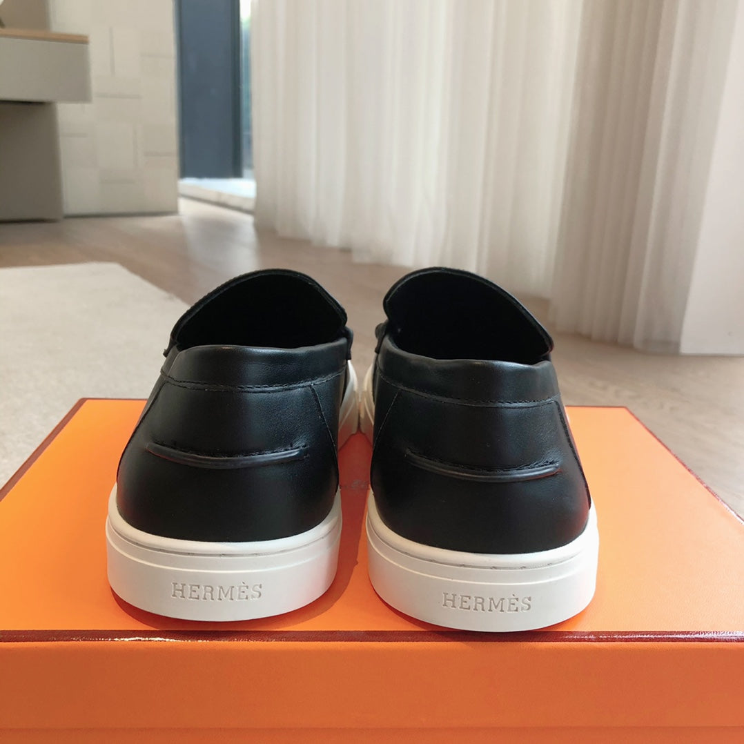 HM IKE SLIP-ON SNEAKER BLACK CALFSKIN