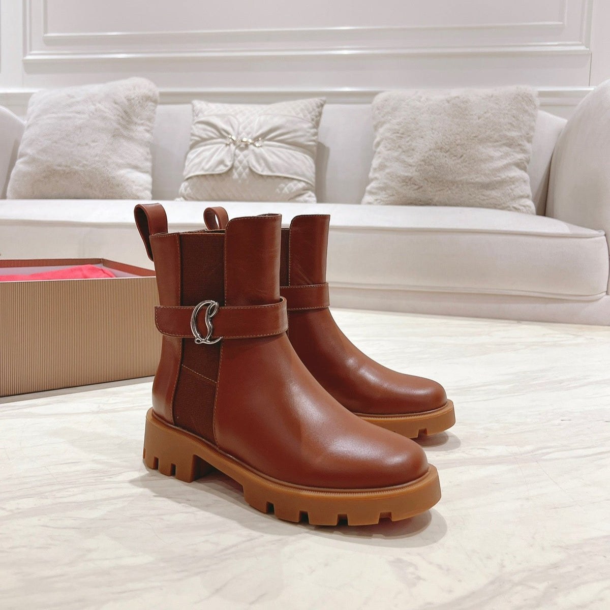 CL 25C Chelsea Booty Lug Chocolate  Calf Leather 167687