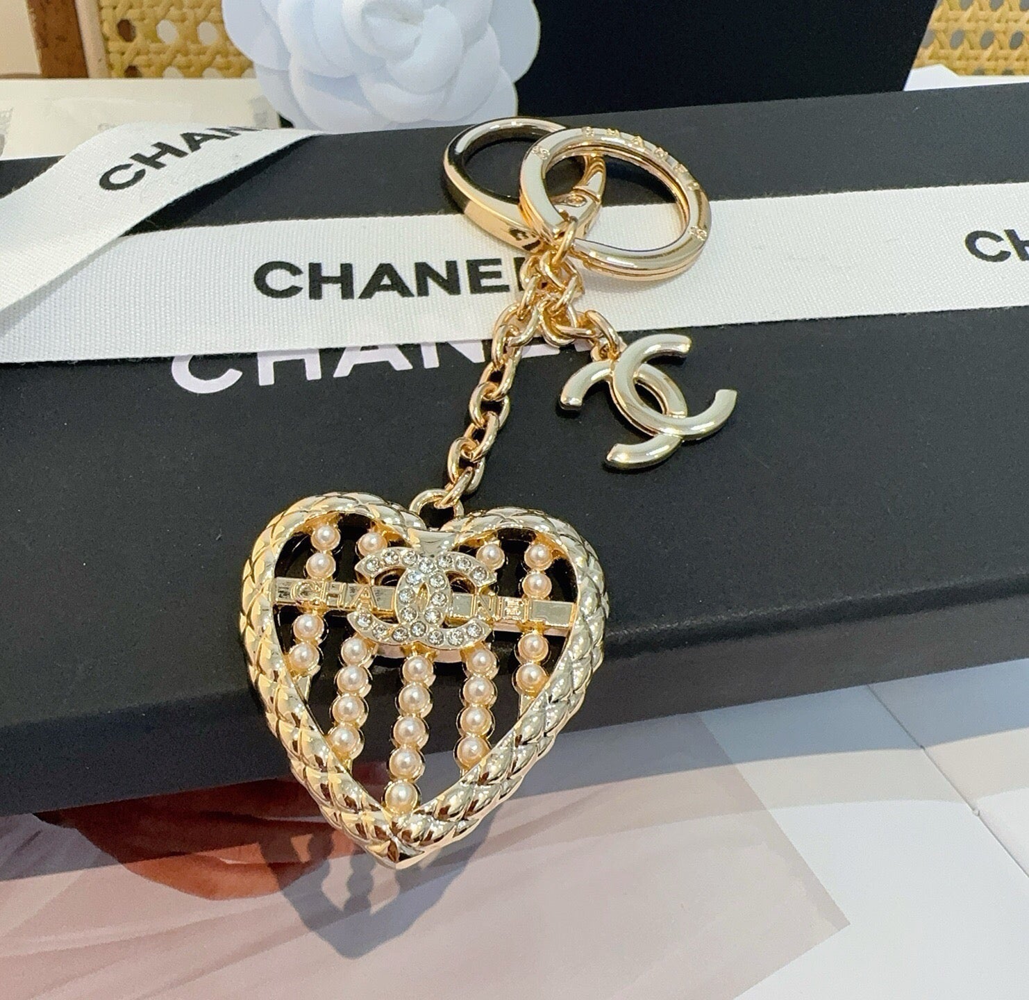Chanel Heart-shaped Charm 415593