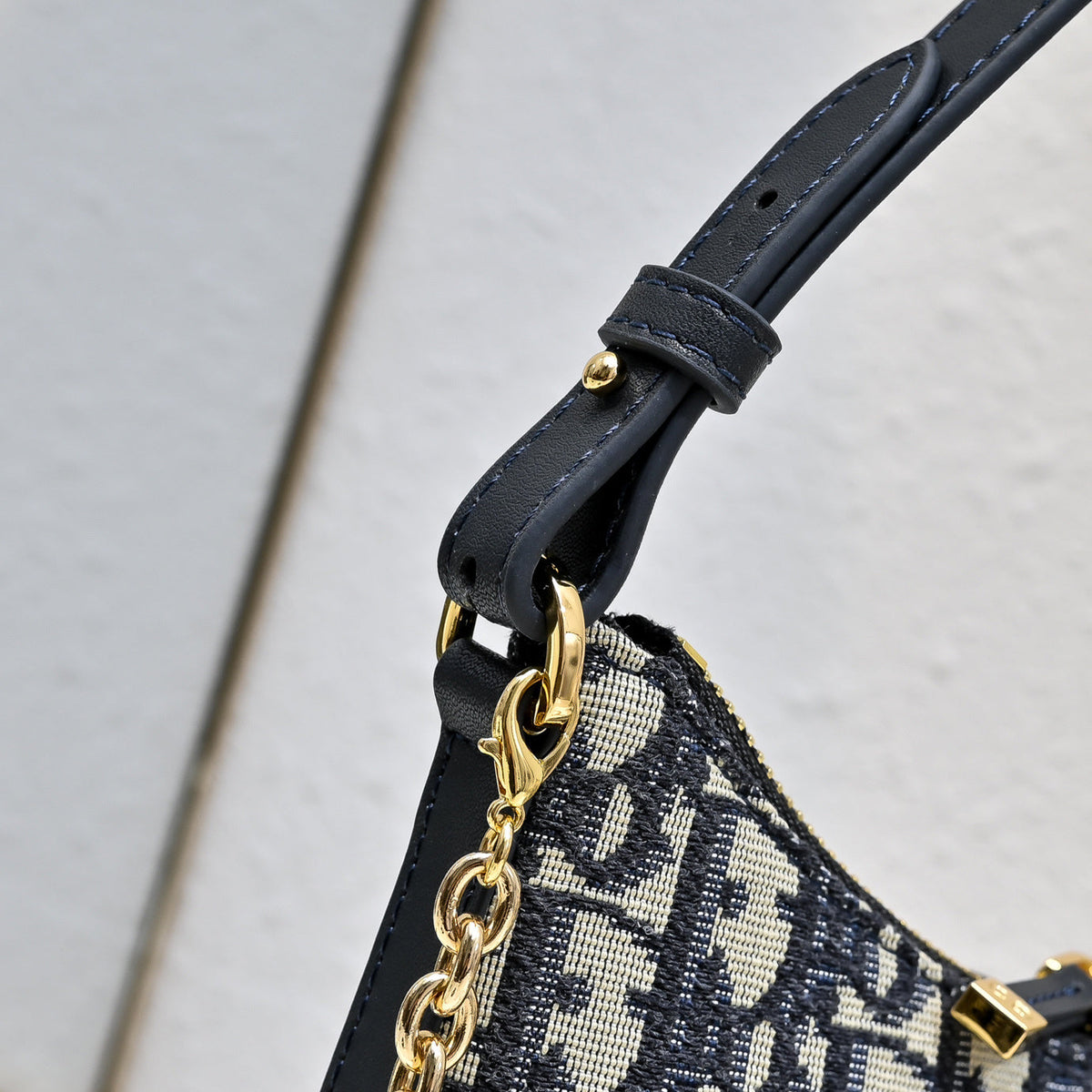 Dior 2026 Montaigne Bag With Chain 21cm Lambskin Fabric