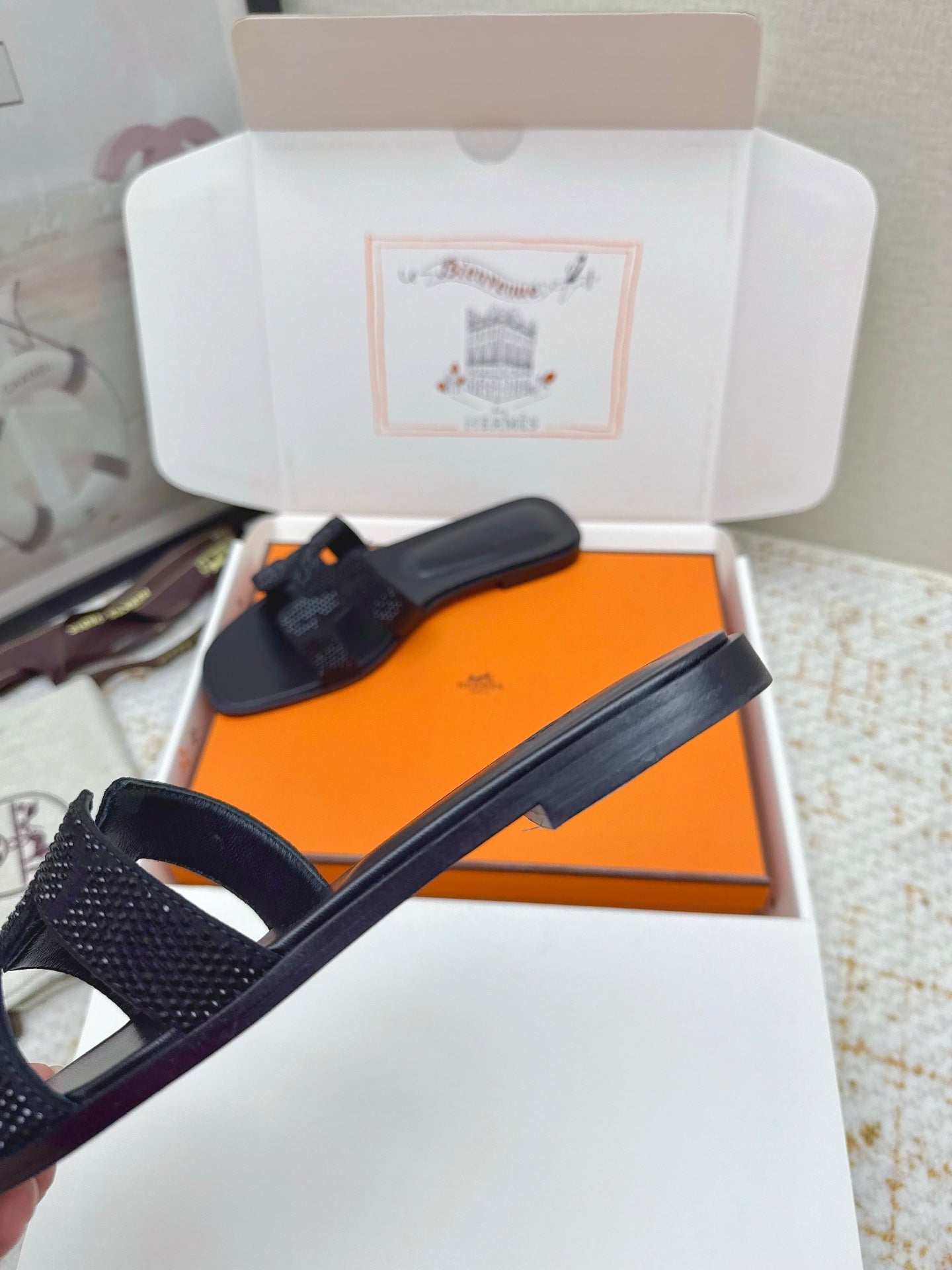 HM 26ss Oran Sandals Black Rhinestone Cowhide 625241