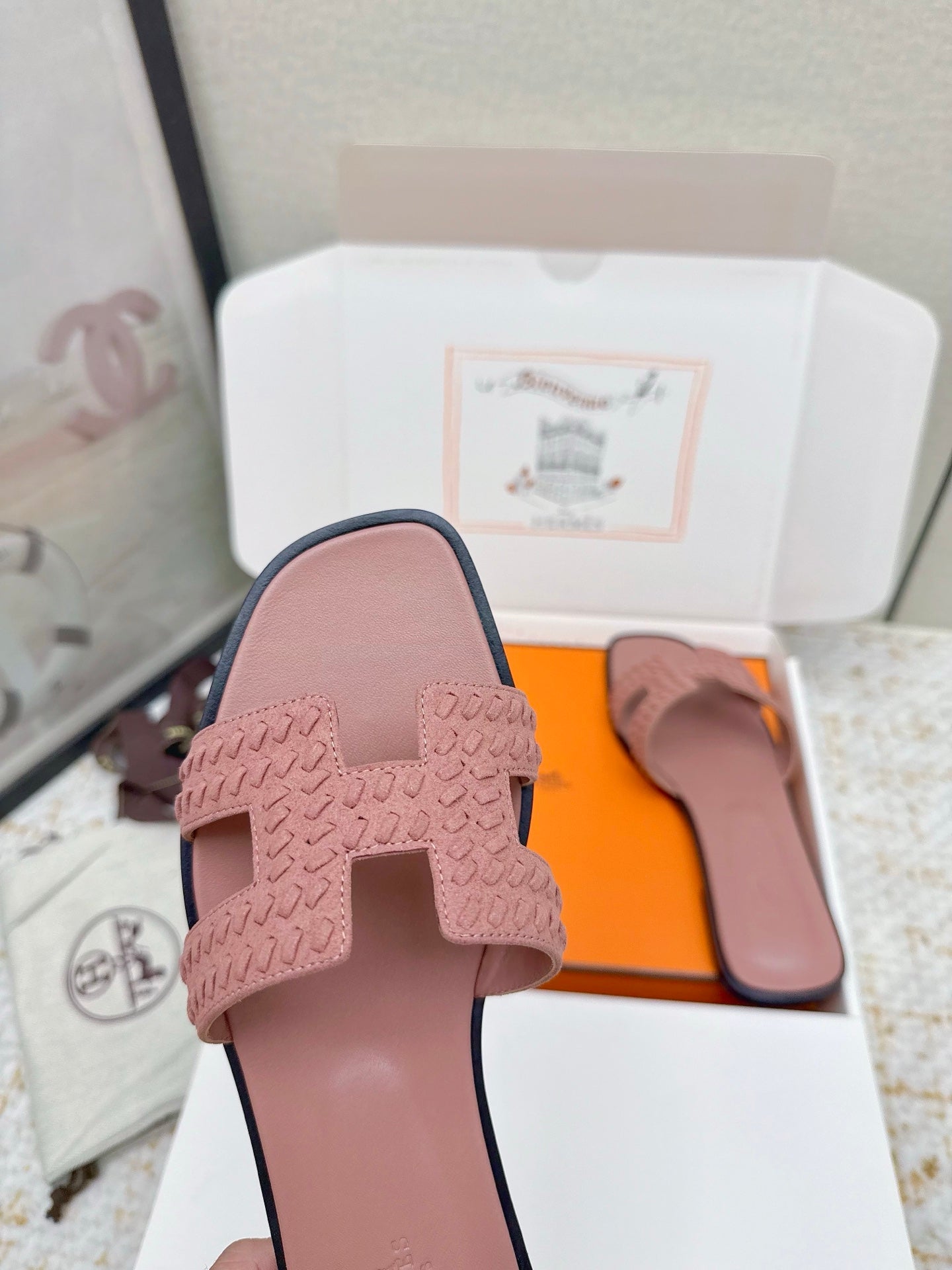 HM 26ss Oran Sandals Nude Pink Suede Sheepskin 625135