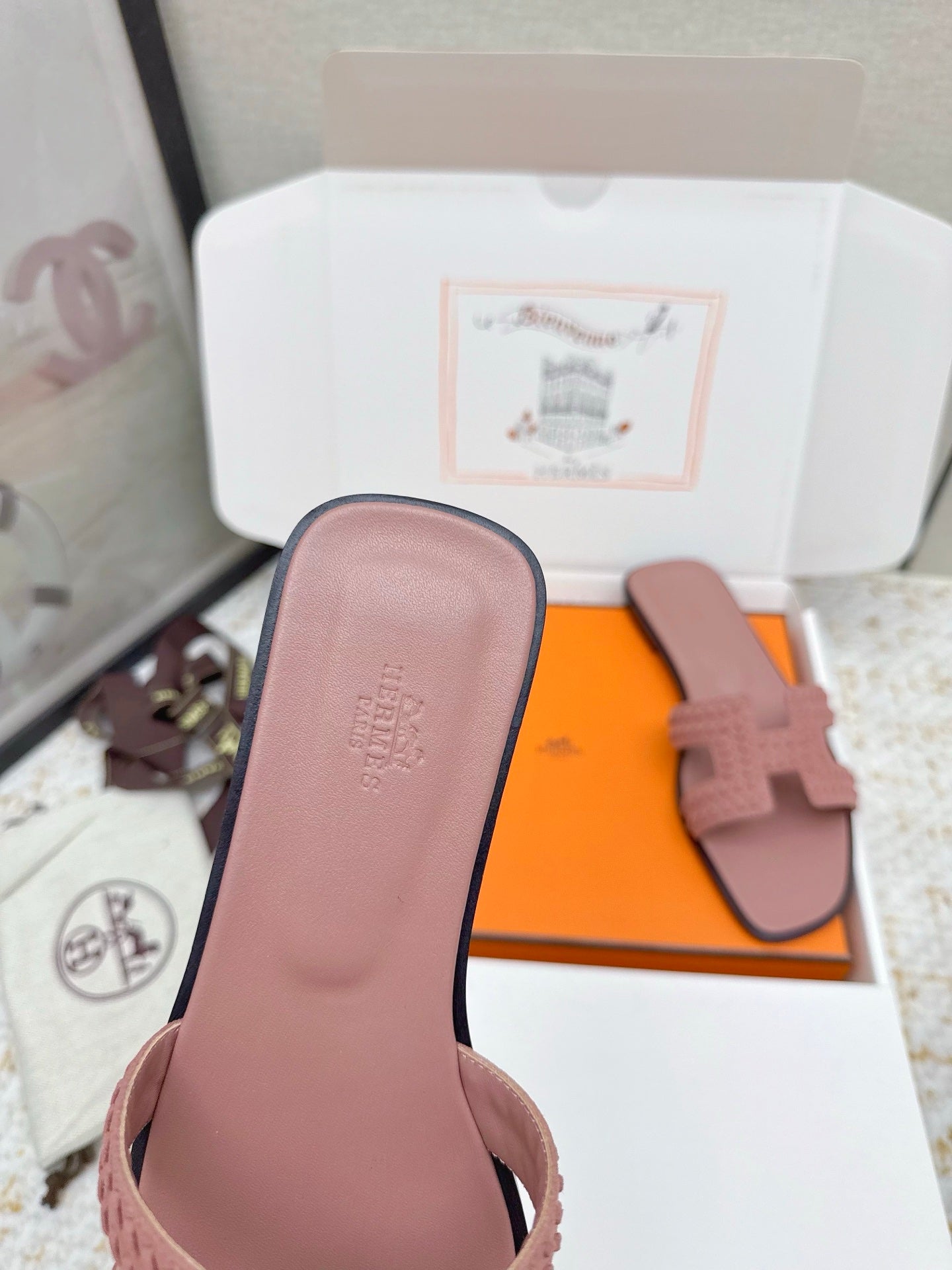 HM 26ss Oran Sandals Nude Pink Suede Sheepskin 625135