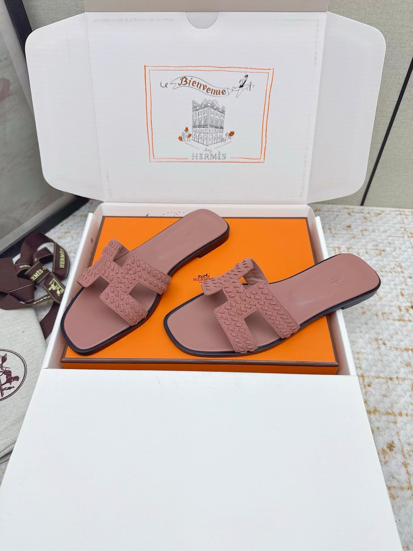 HM 26ss Oran Sandals Nude Pink Suede Sheepskin 625135