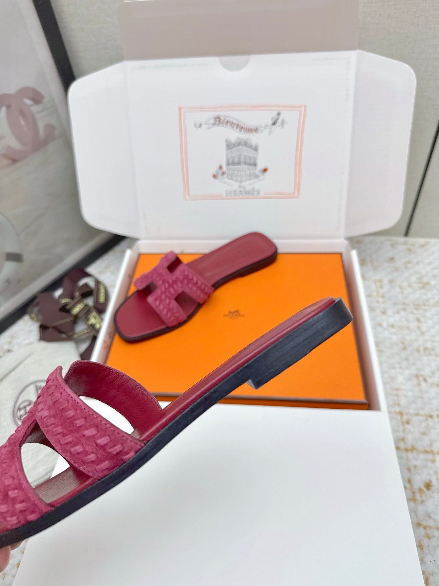 HM 26ss Oran Sandals Dark Pink Suede Sheepskin 625137