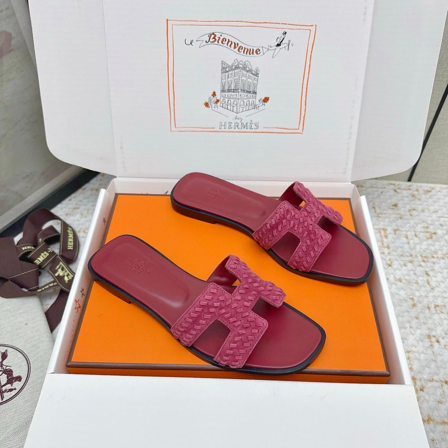 HM 26ss Oran Sandals Dark Pink Suede Sheepskin 625137