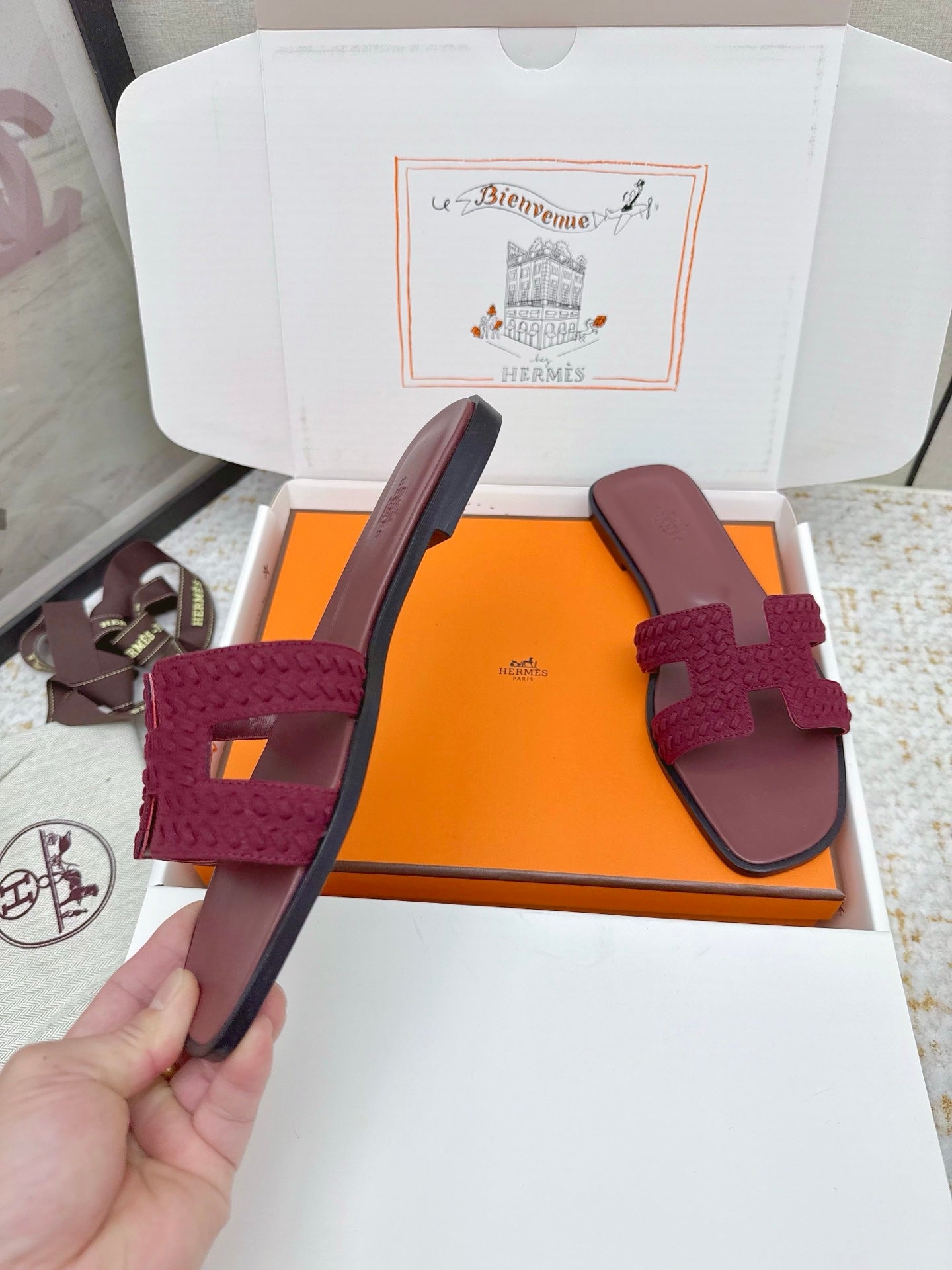 HM 26ss Oran Sandals Burgundy Suede Sheepskin 625139