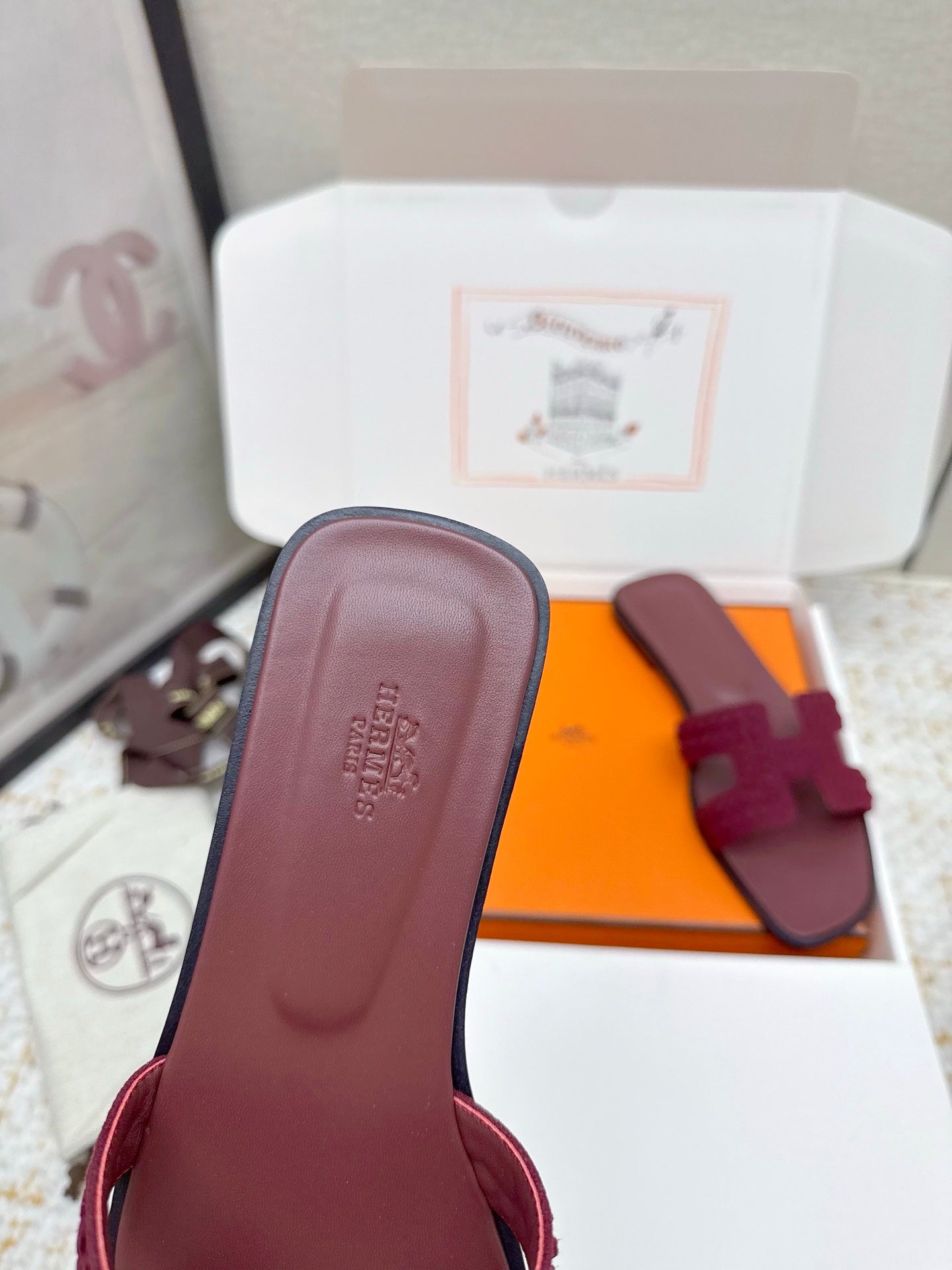 HM 26ss Oran Sandals Burgundy Suede Sheepskin 625139