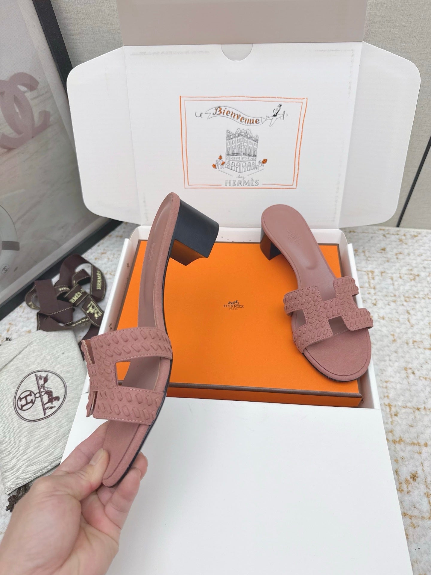 HM 26ss Oran Sandals 50 Nude Pink Suede Sheepskin 625140