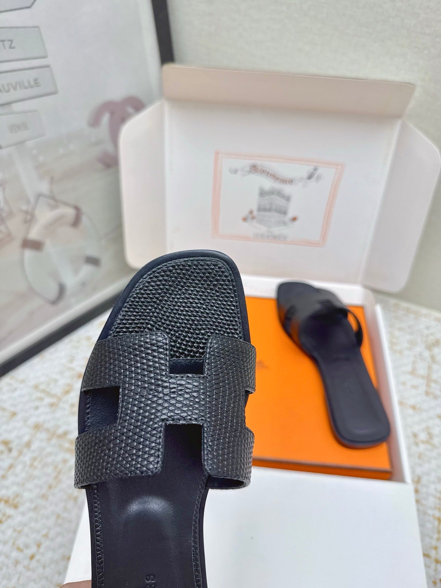 HM 26ss Oran Sandals Navy Blue Cowhide 625038