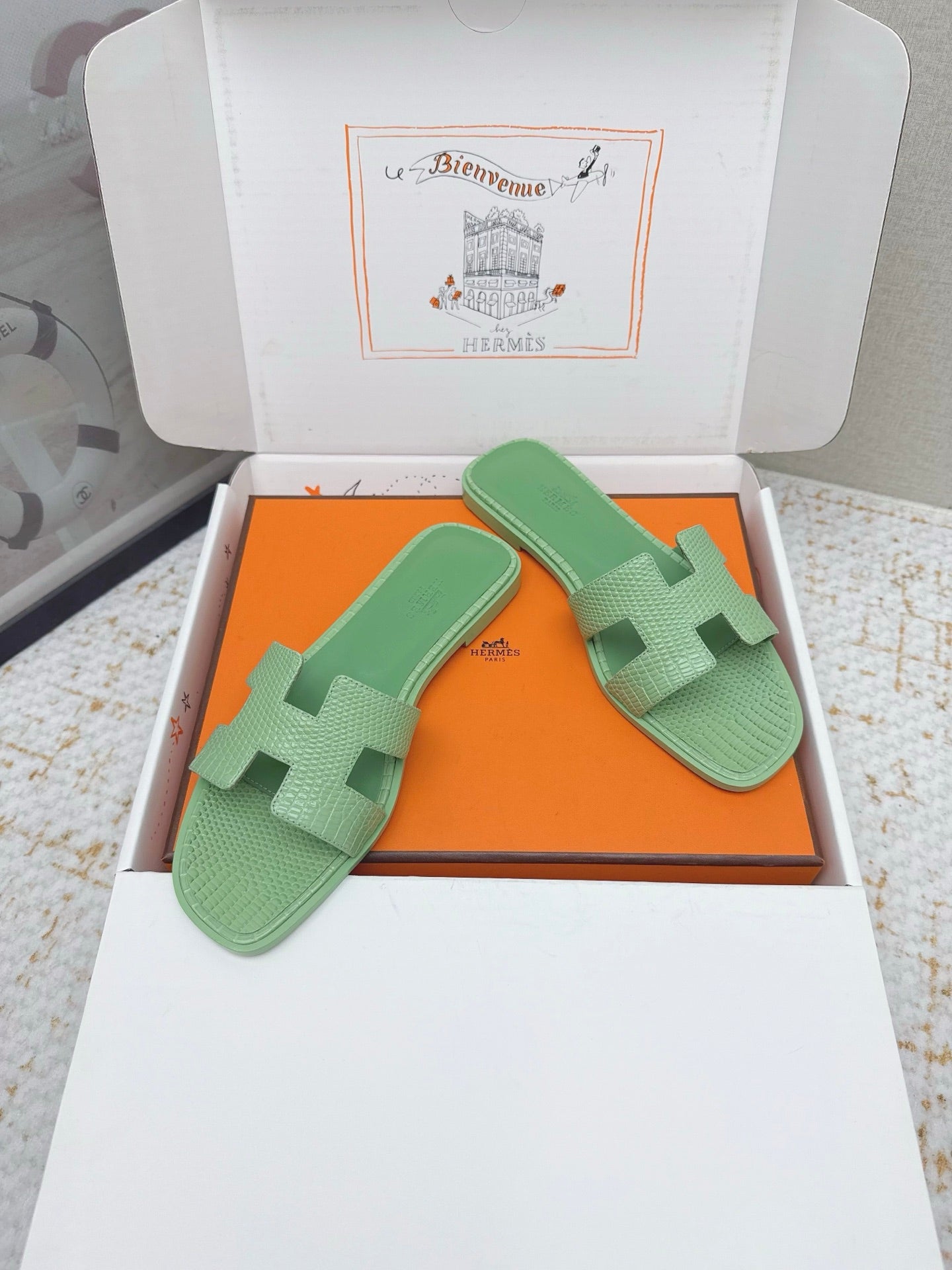 HM 26ss Oran Sandals Green Cowhide 625048