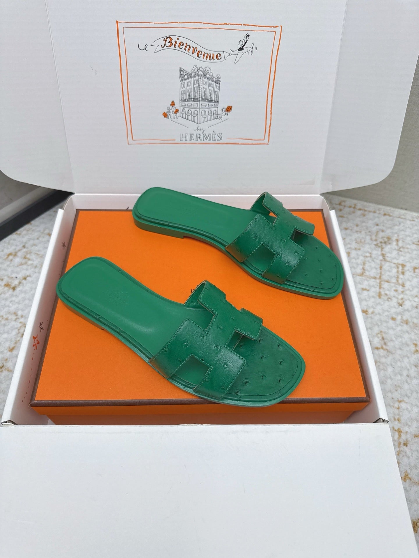 HM 26ss Oran Sandals Green Ostrich Leather 625102