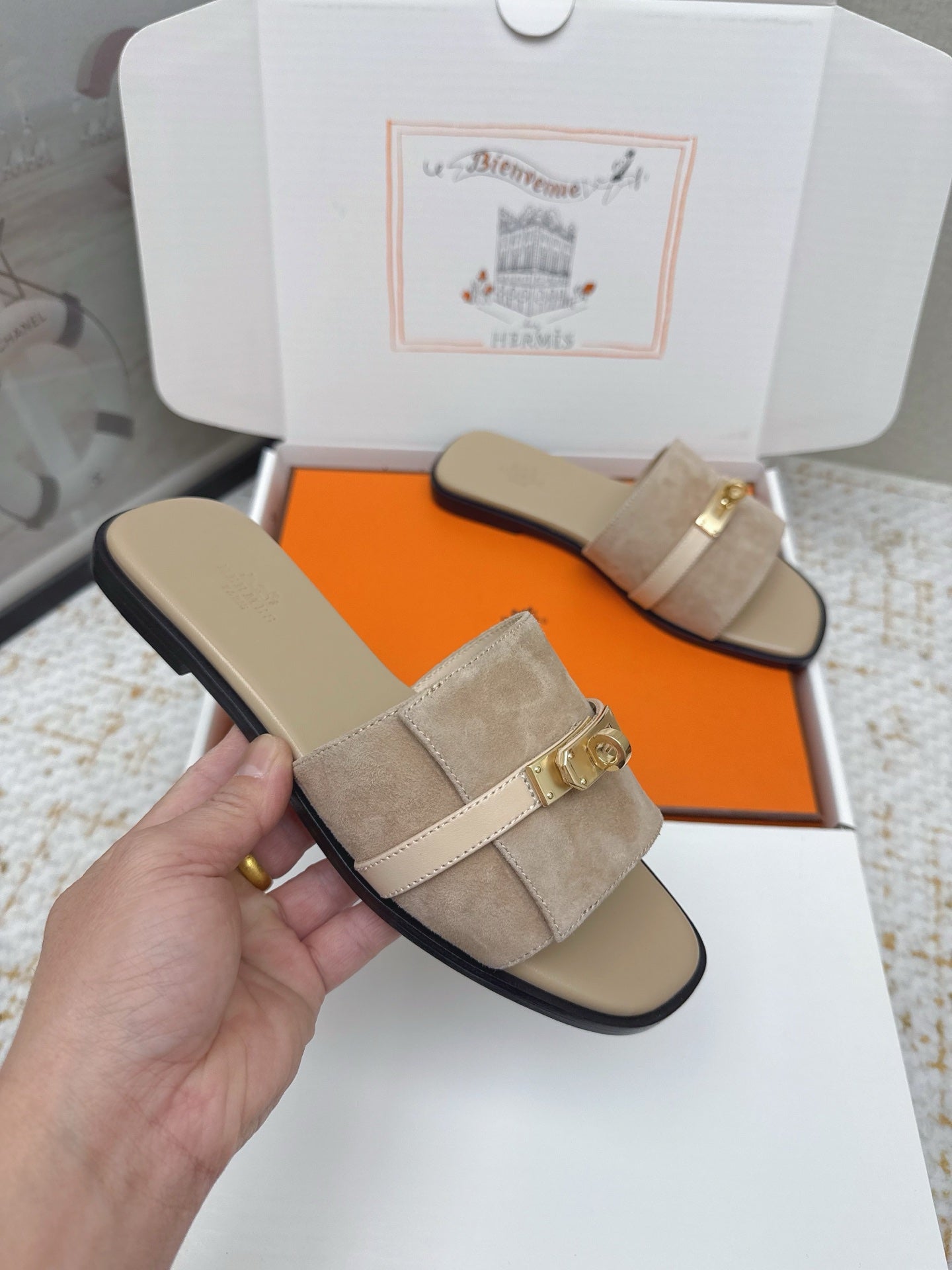 HM 26ss Oasis Sandals Taupe Suede Cowhide 625145