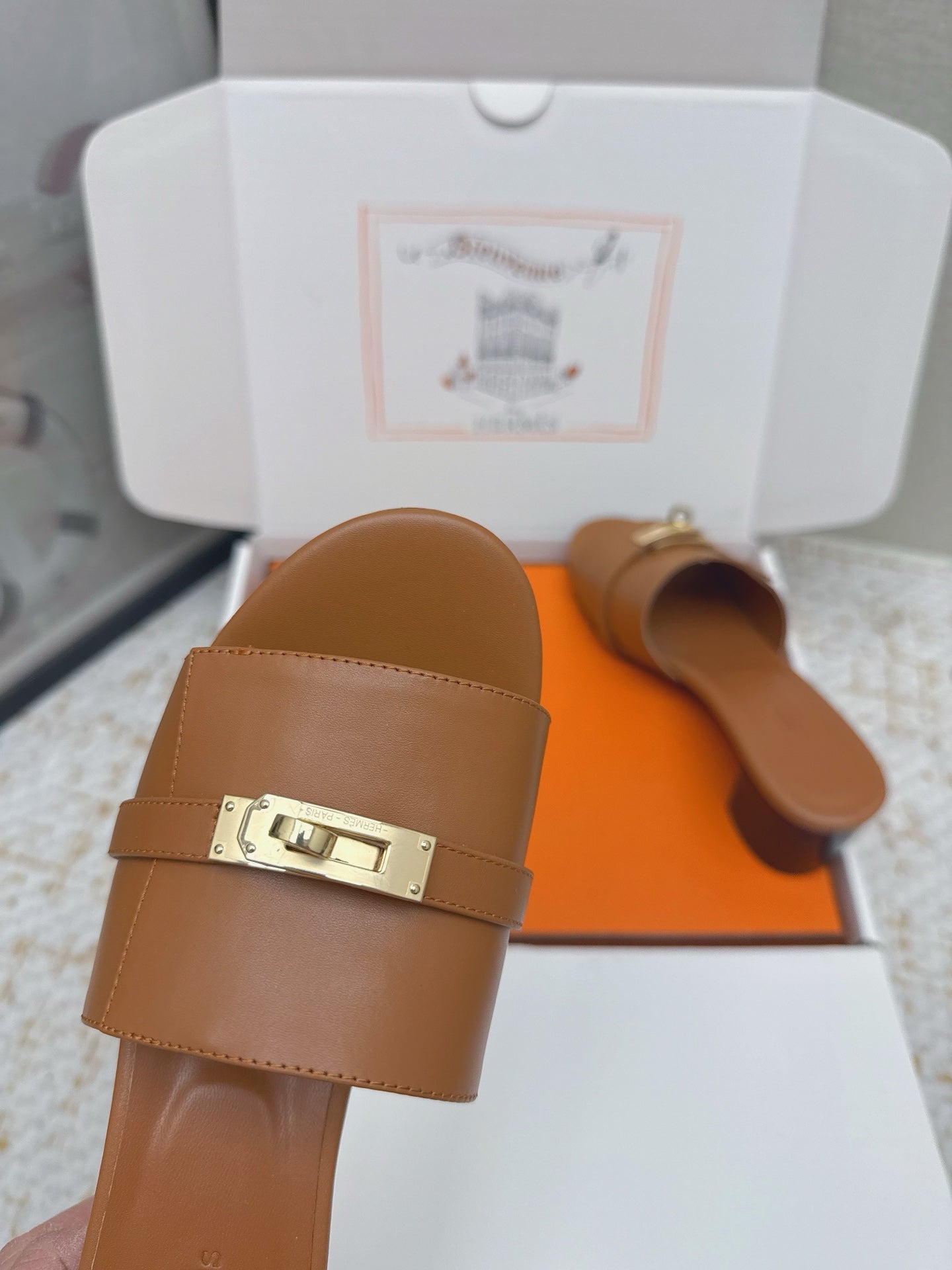 HM 26ss Oasis Sandals 50 Brown Sheepskin Gold Buckle 625162