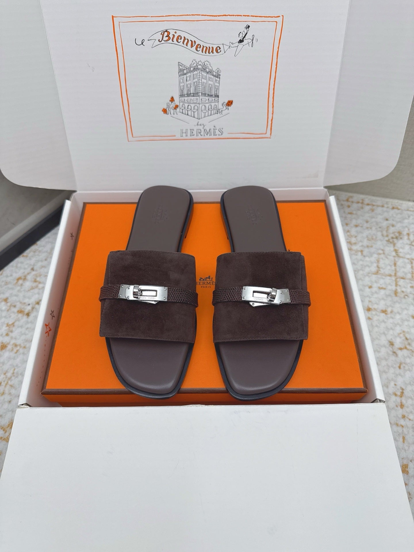 HM 26ss Oasis Sandals Dark Brown Suede Cowhide 625178