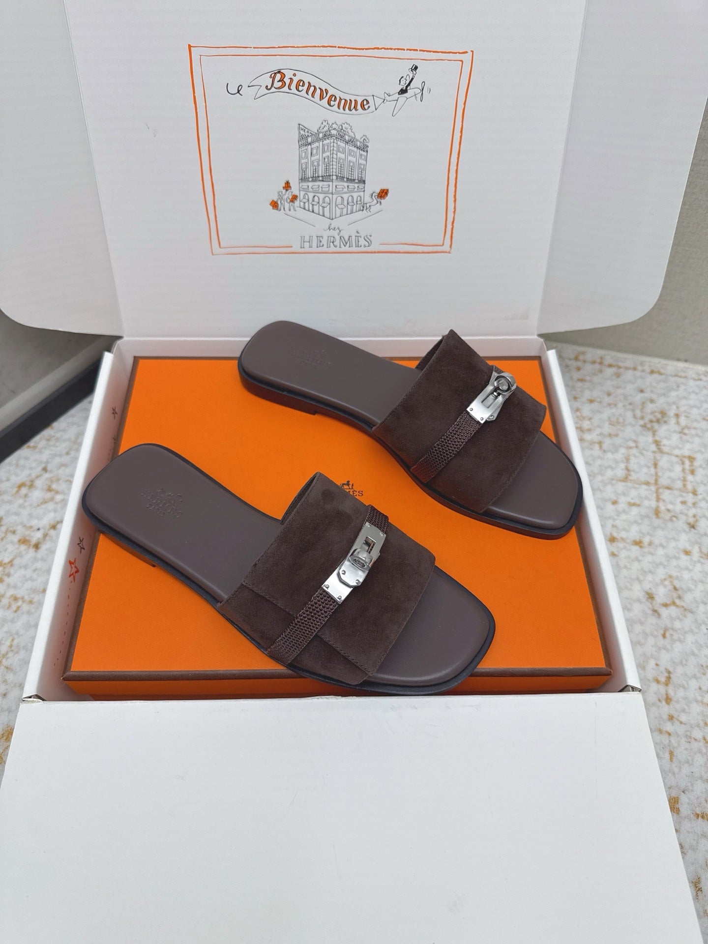 HM 26ss Oasis Sandals Dark Brown Suede Cowhide 625178