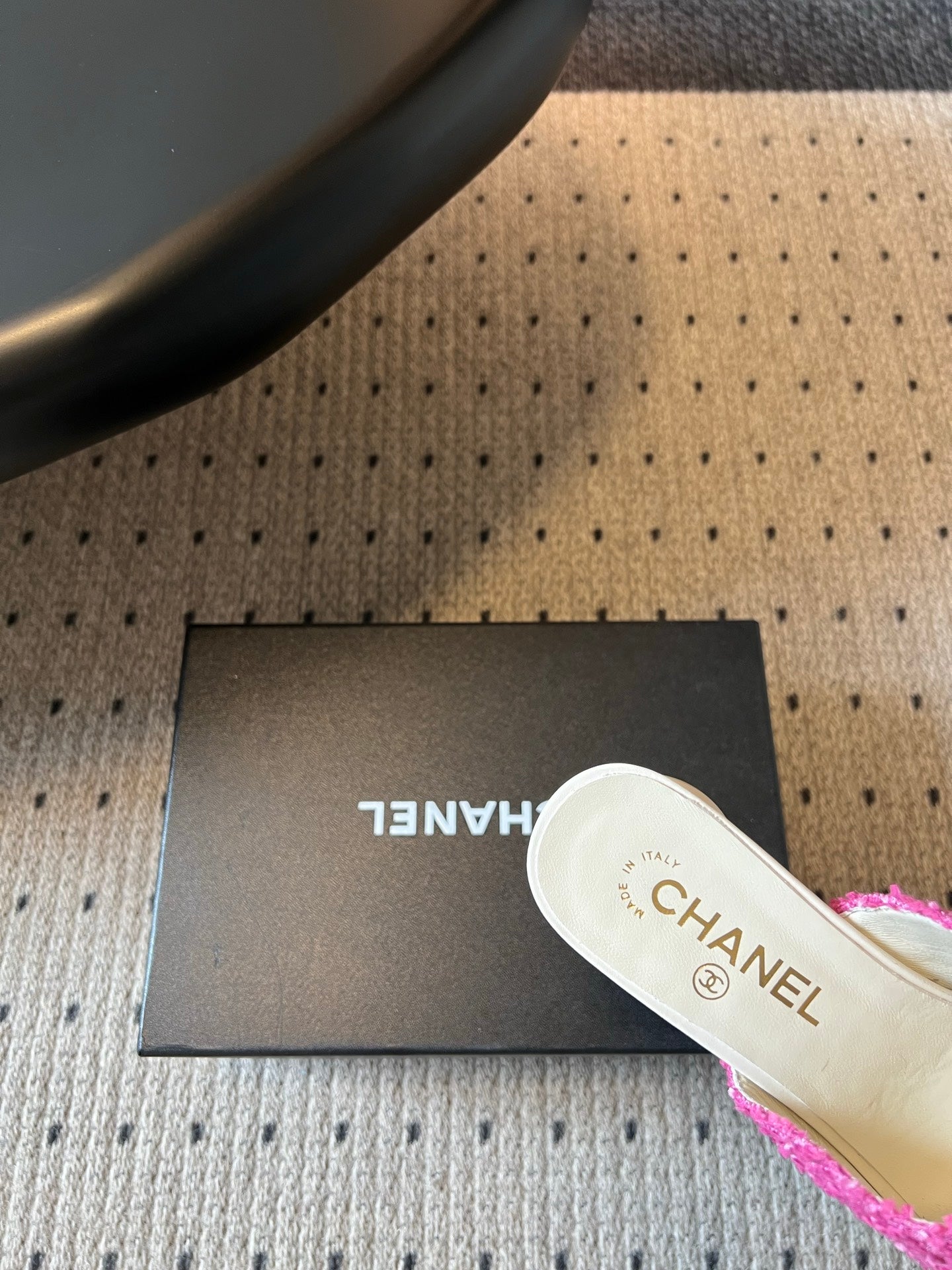 Chanel 2026 Interlocking CC Logo Sandals 60mm Tweed Cowhide 984204