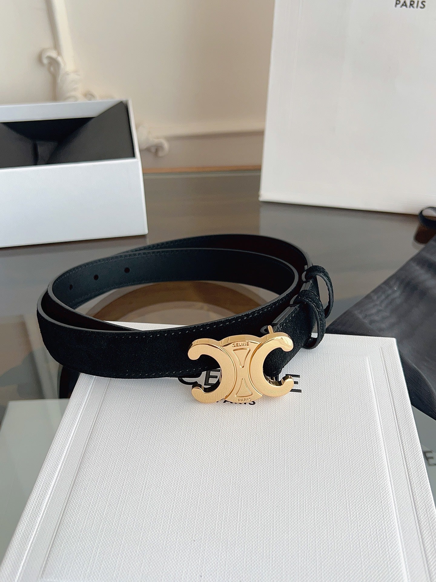 CL Gold 25mm Triomphe Black Suede 616258