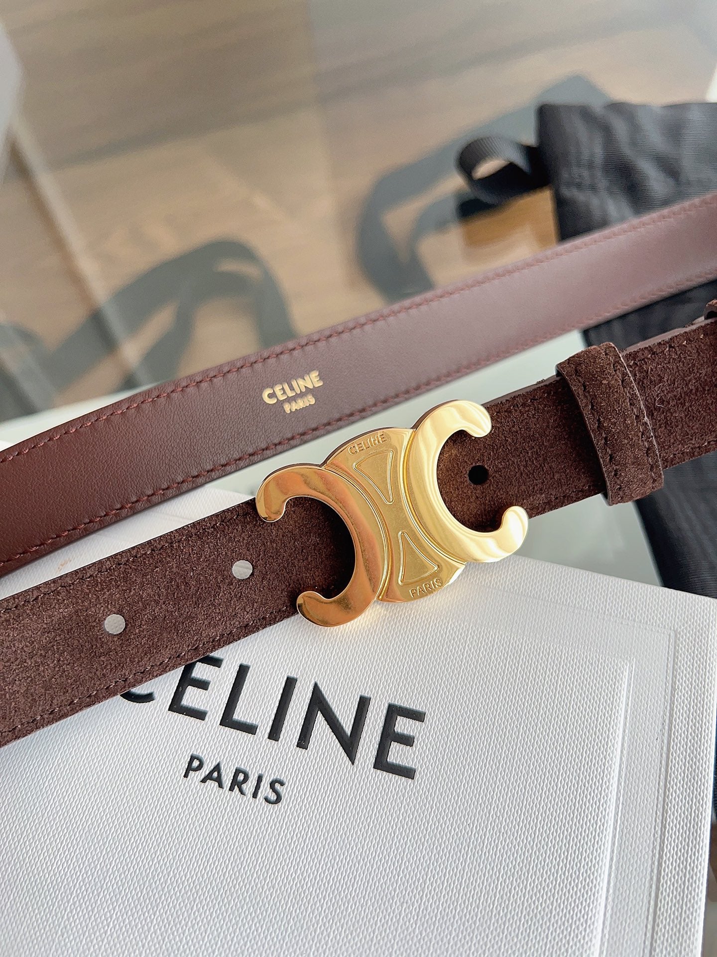 CL Gold 25mm Triomphe Brown Suede 616259