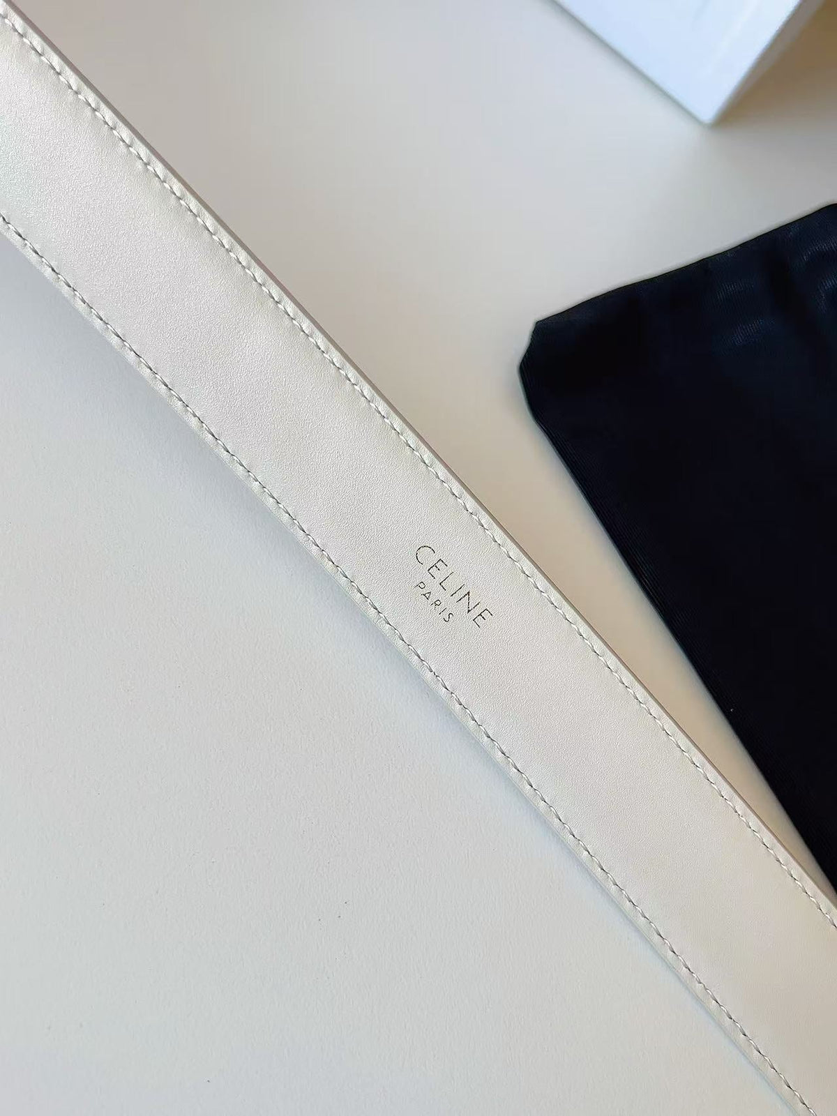 Celine 2026 Triomphe Oval Buckle Belt 25mm Leather 207408