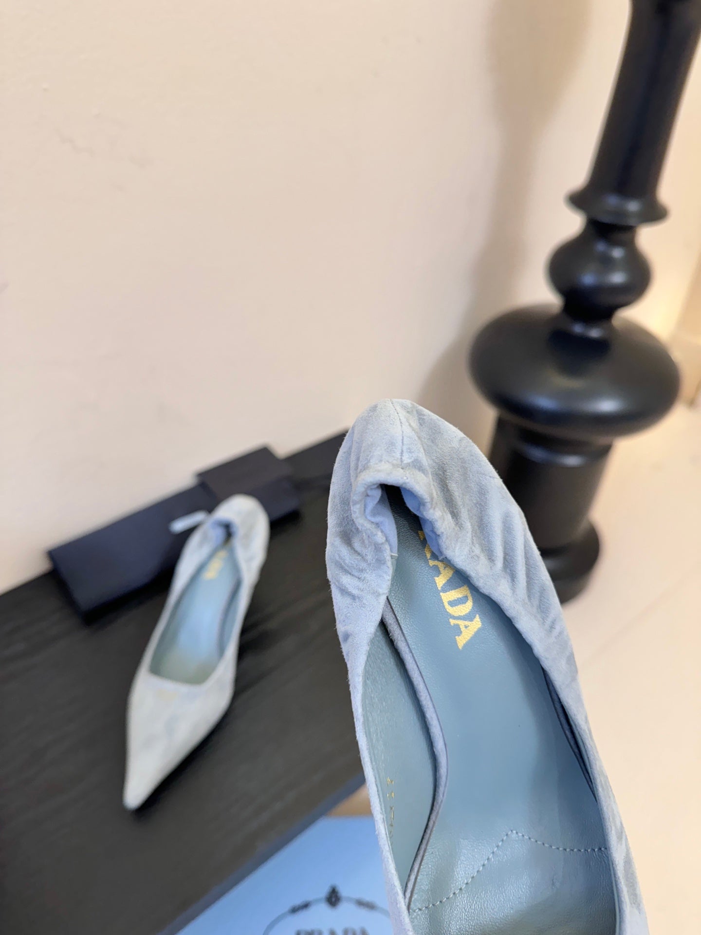 PRA 26S Pointed Toe Low Heels 60 Baby Blue Suede 627412