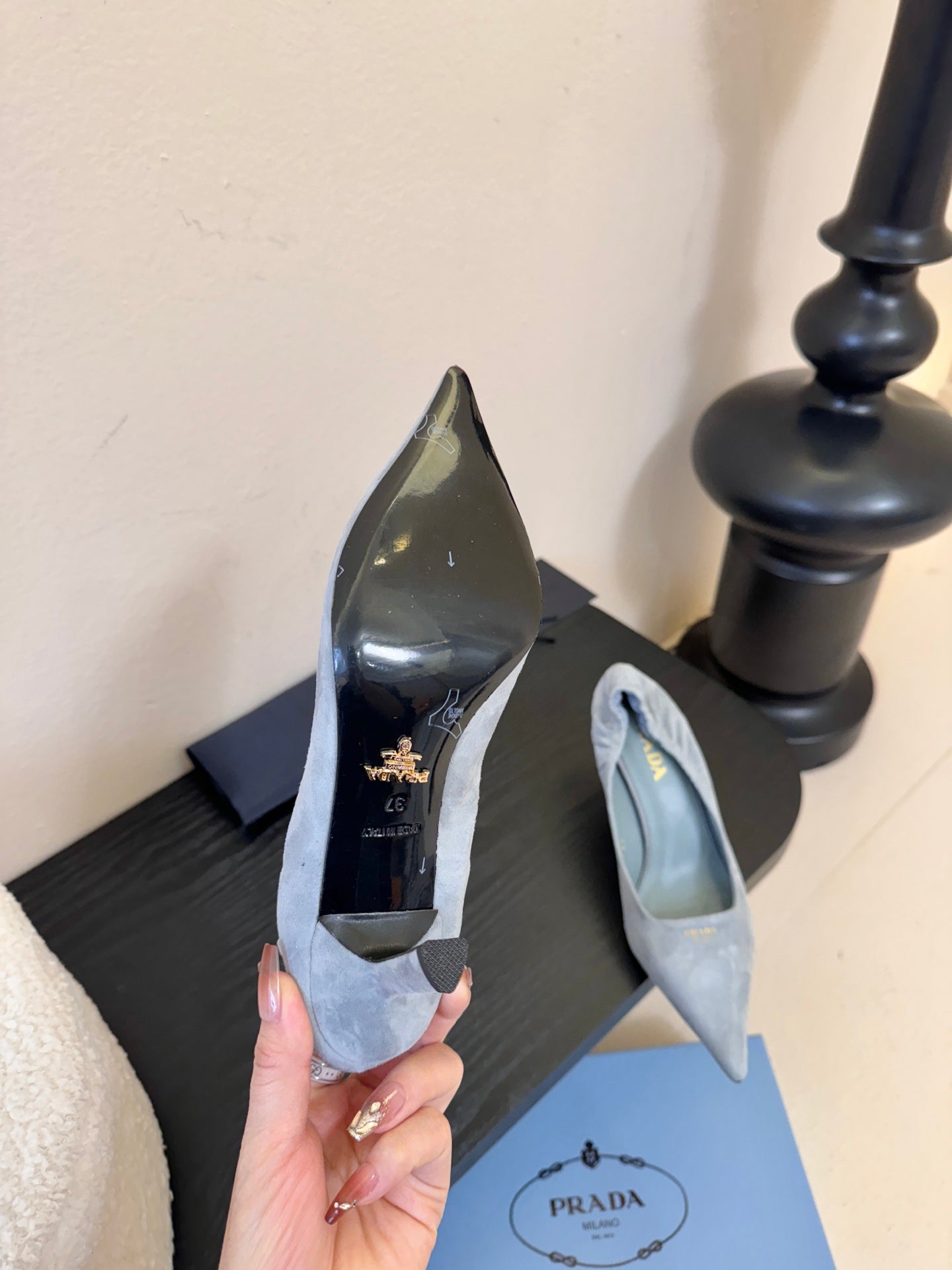 PRA 26S Pointed Toe Low Heels 60 Baby Blue Suede 627412