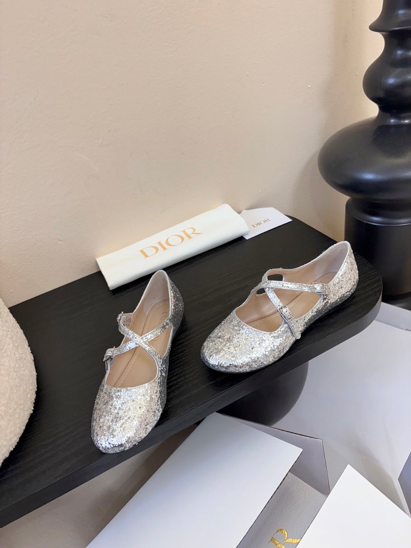 CD 26 Mary Jane Sliver Glitter Embroidered Mesh Leather 627346