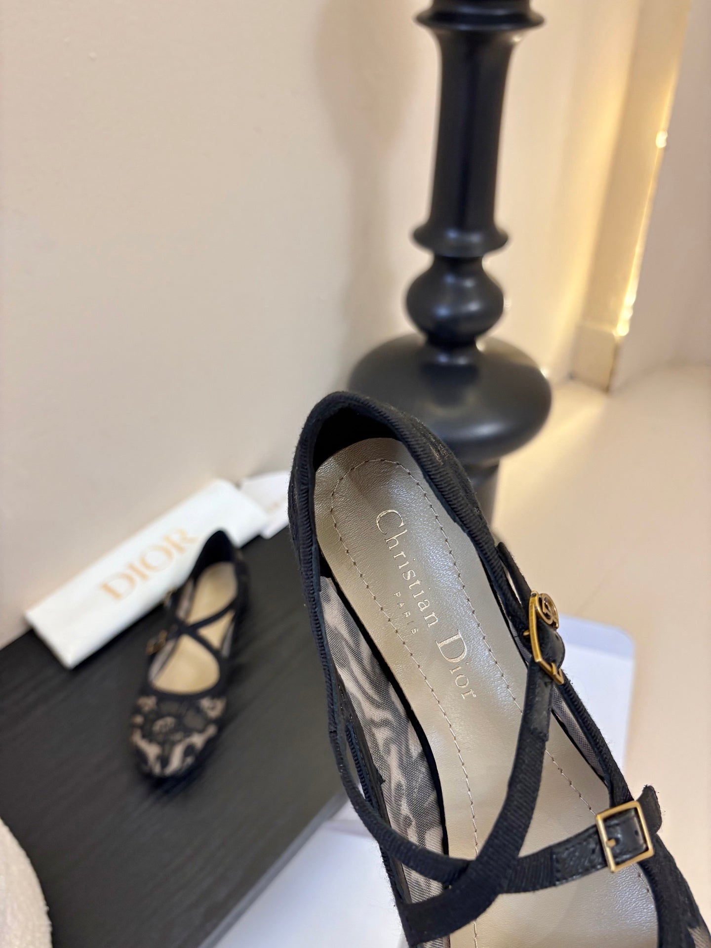 CD 26 Mary Jane Black Beige Embroidered Mesh Leather 627348