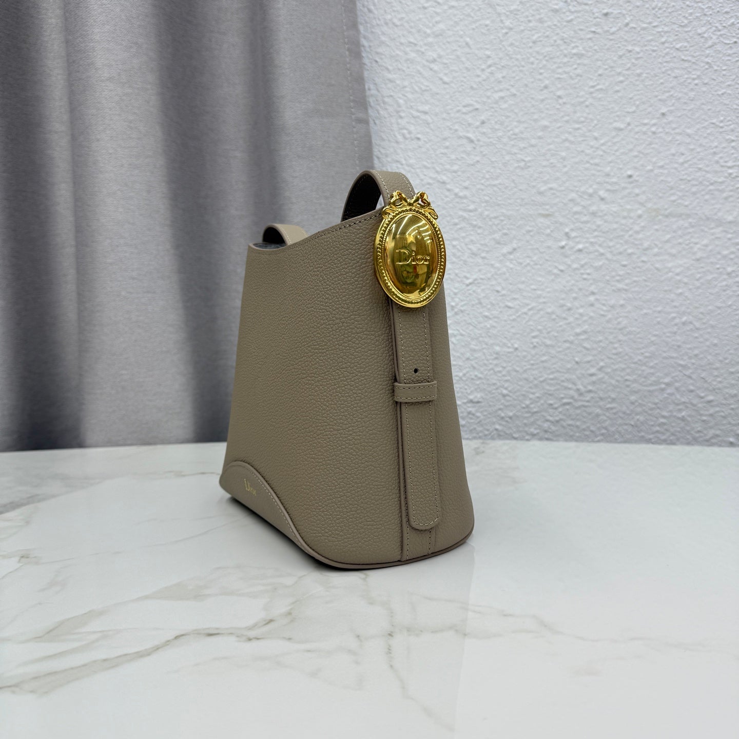 Dior 2026 Medaillon Bucket Bag 19.5cm Calfskin