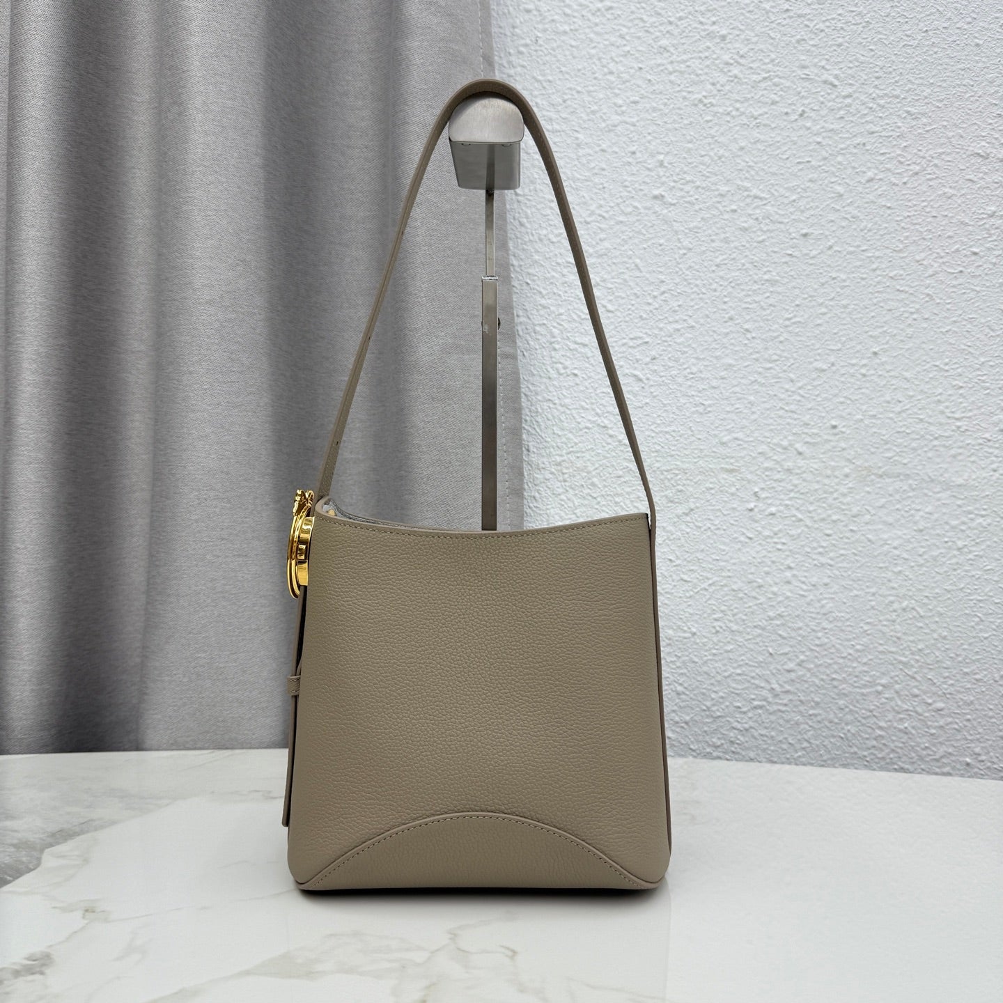 Dior 2026 Medaillon Bucket Bag 19.5cm Calfskin