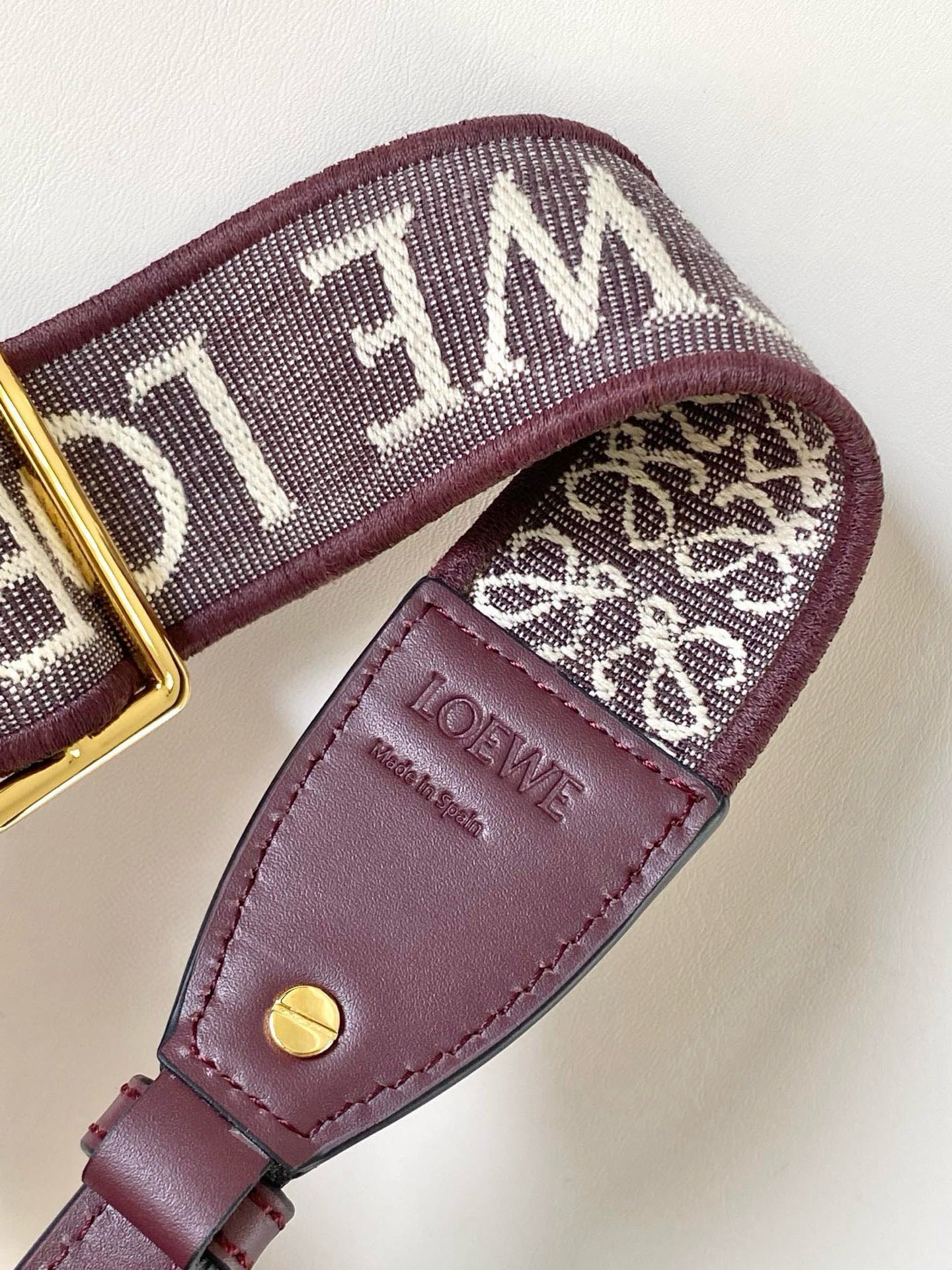 Loewe Saddle Bag 21 Burgundy Leather 280430