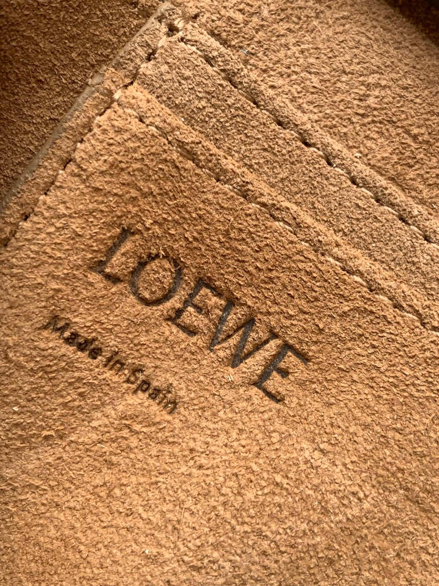 Loewe Saddle Bag 21 White Beige Leather 280432