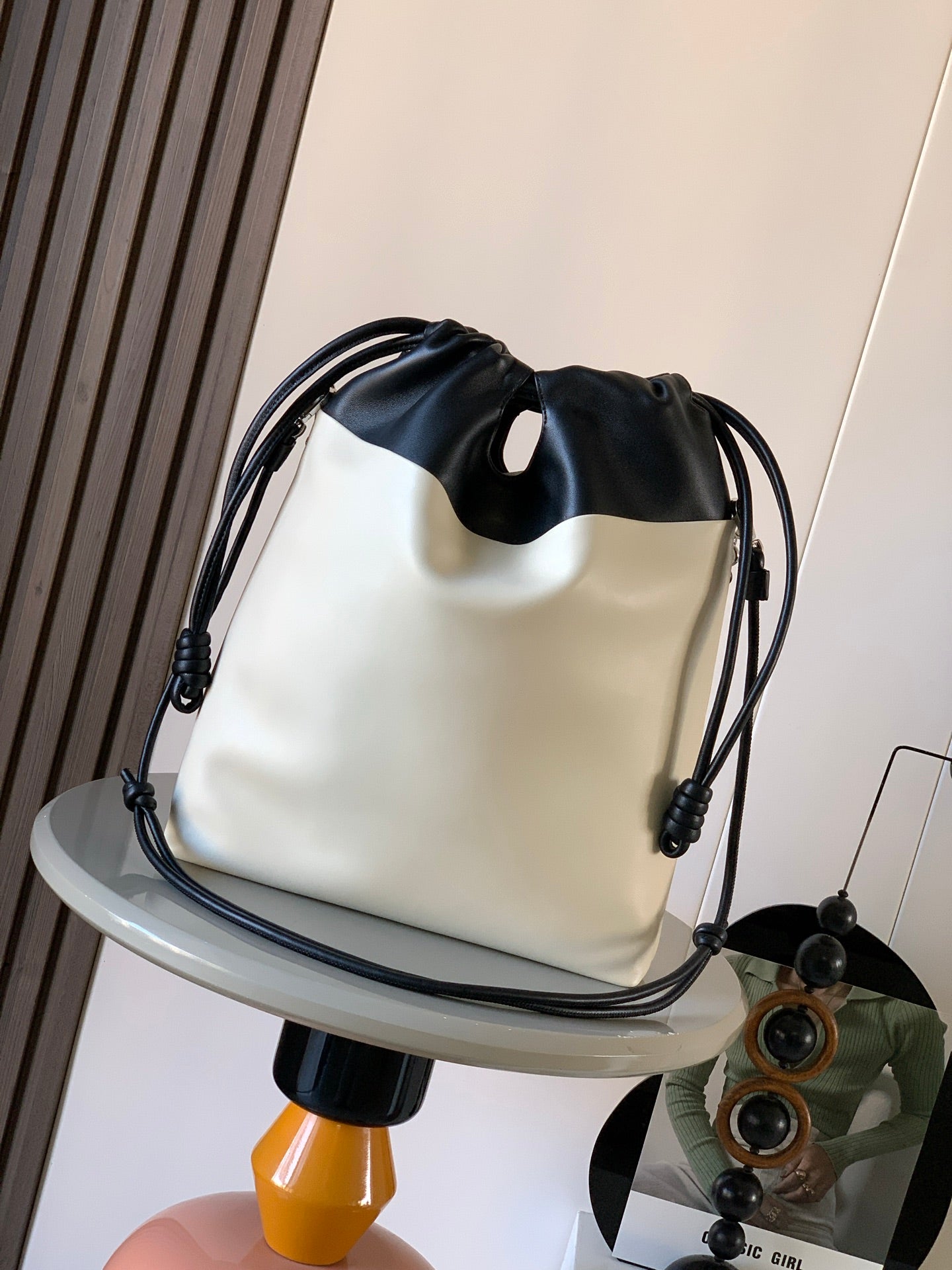 Loewe Flamenco Purse Tote Bag 38 White Black Lambskin 274696