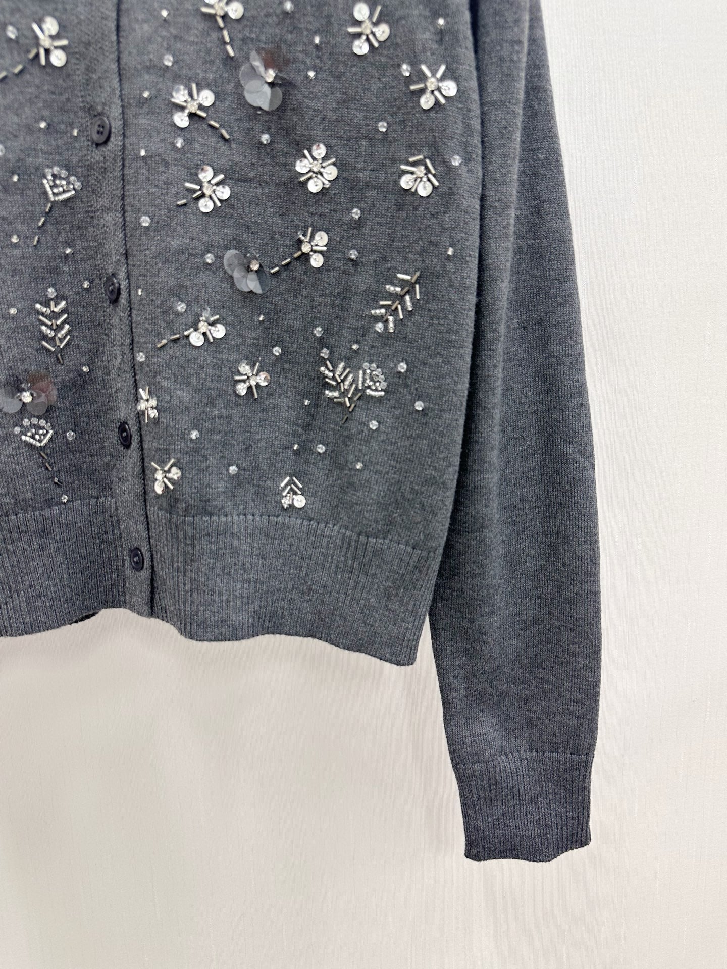 Miumiu 2026 Heavy Sequined Cardigan with Logo Pattern Embellishment Wool 838810