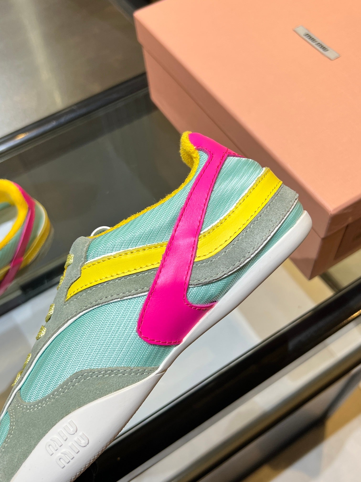 MIU x NB 26ss Sneaker Gray Light Blue Fabric Suede 625657