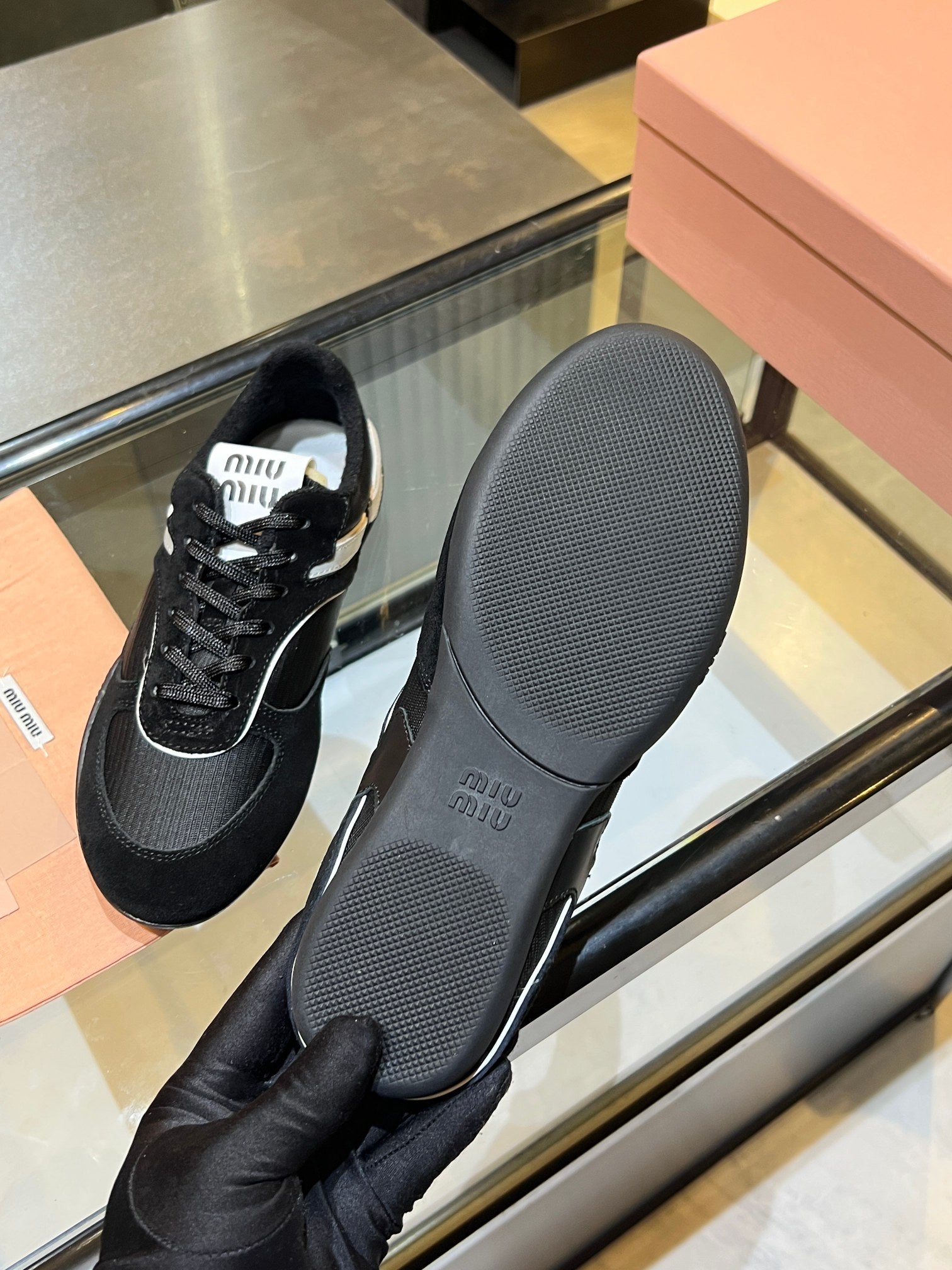 MIU x NB 26ss Sneaker Black Fabric Suede 625658