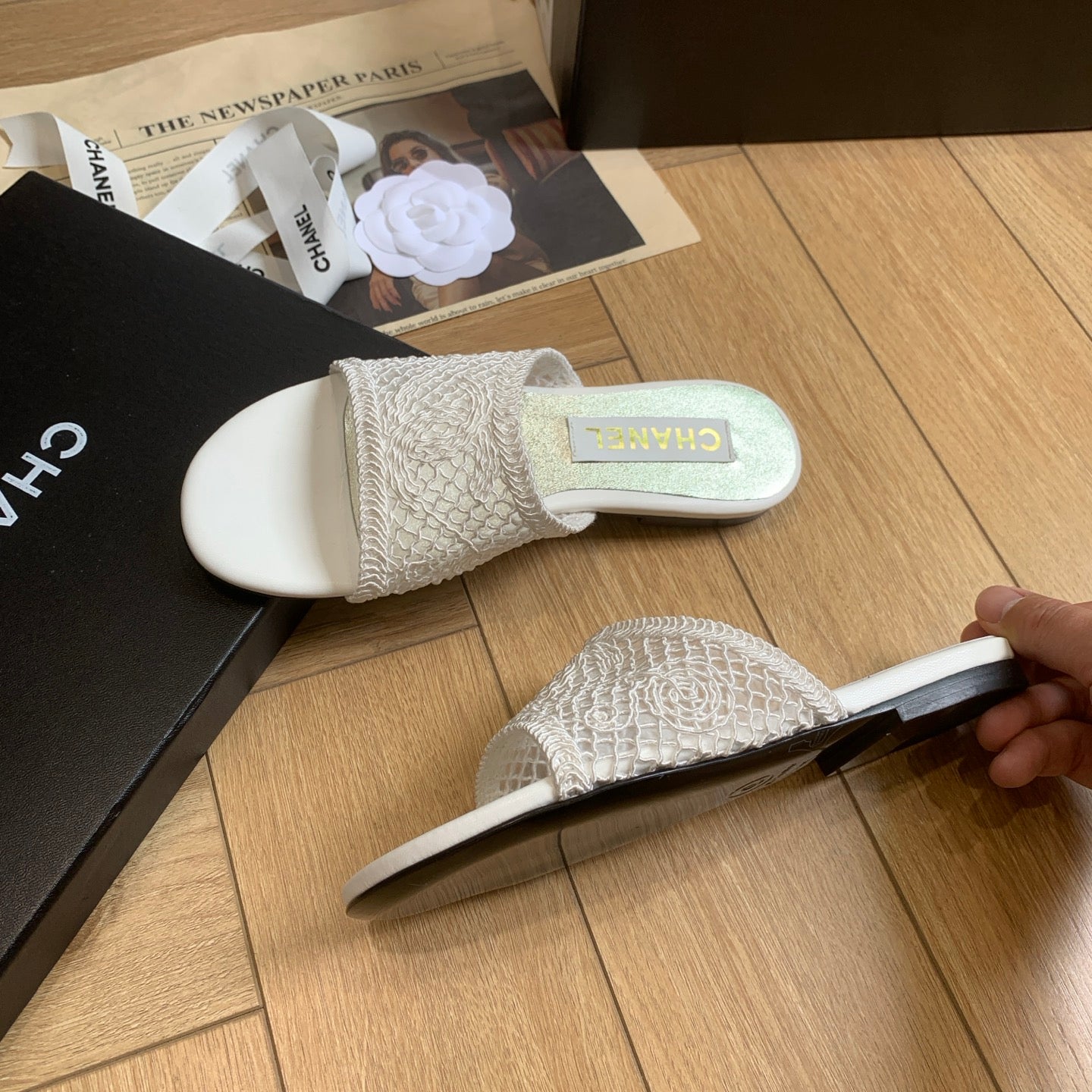 CC 25 Slippers White Special Woven 307028