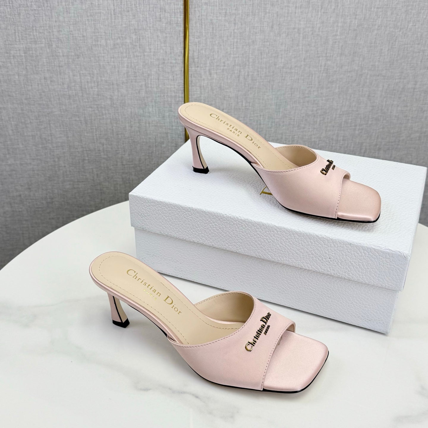 CD 26 High Heel Mule 75 Light Pink Suede 620361