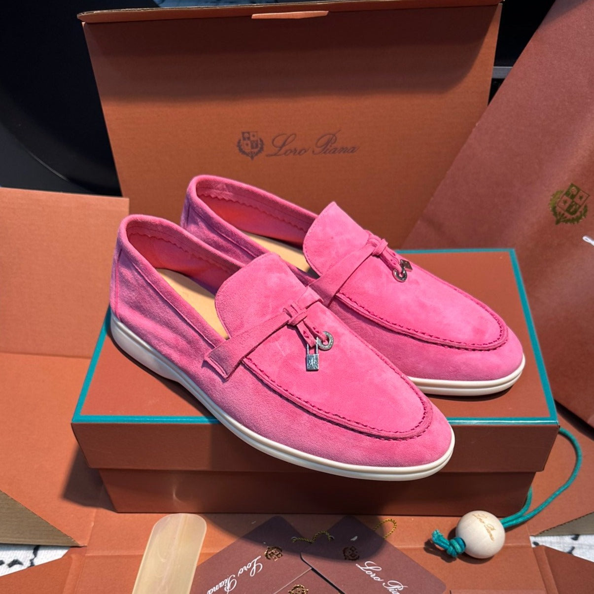 lp summer charm walk loafer dark pink suede
