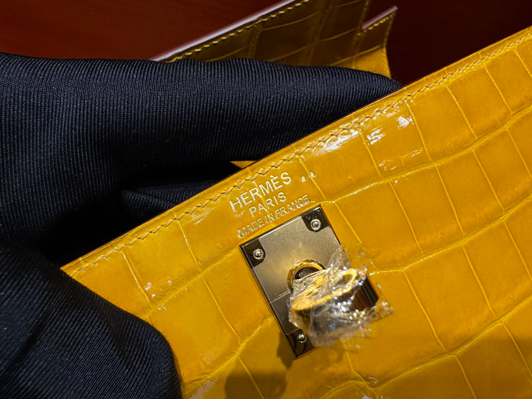 High-end Hermes 2026 Kelly Bag 25cm Bright Yellow Crocodile Leather