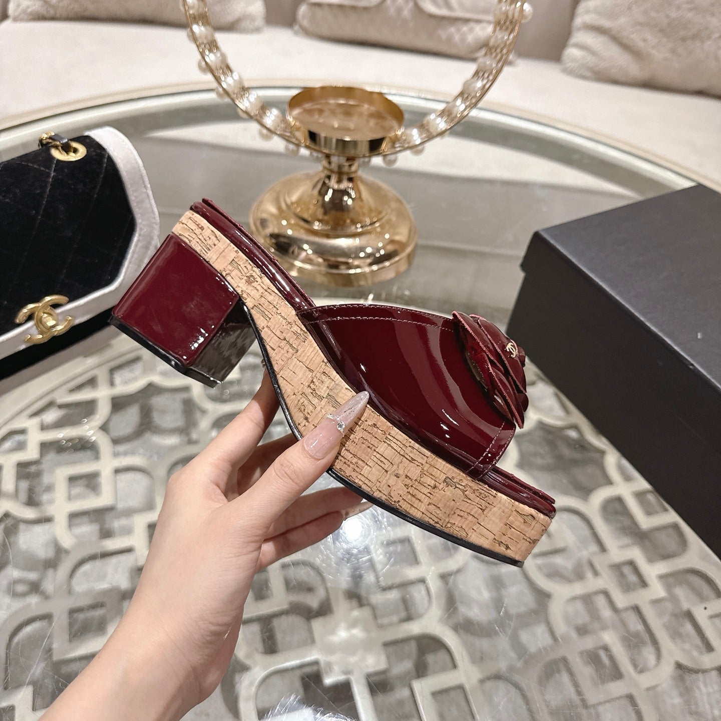 CC 26s Camellia Platform Slippers 65 Dark Red Patent Leather 627041