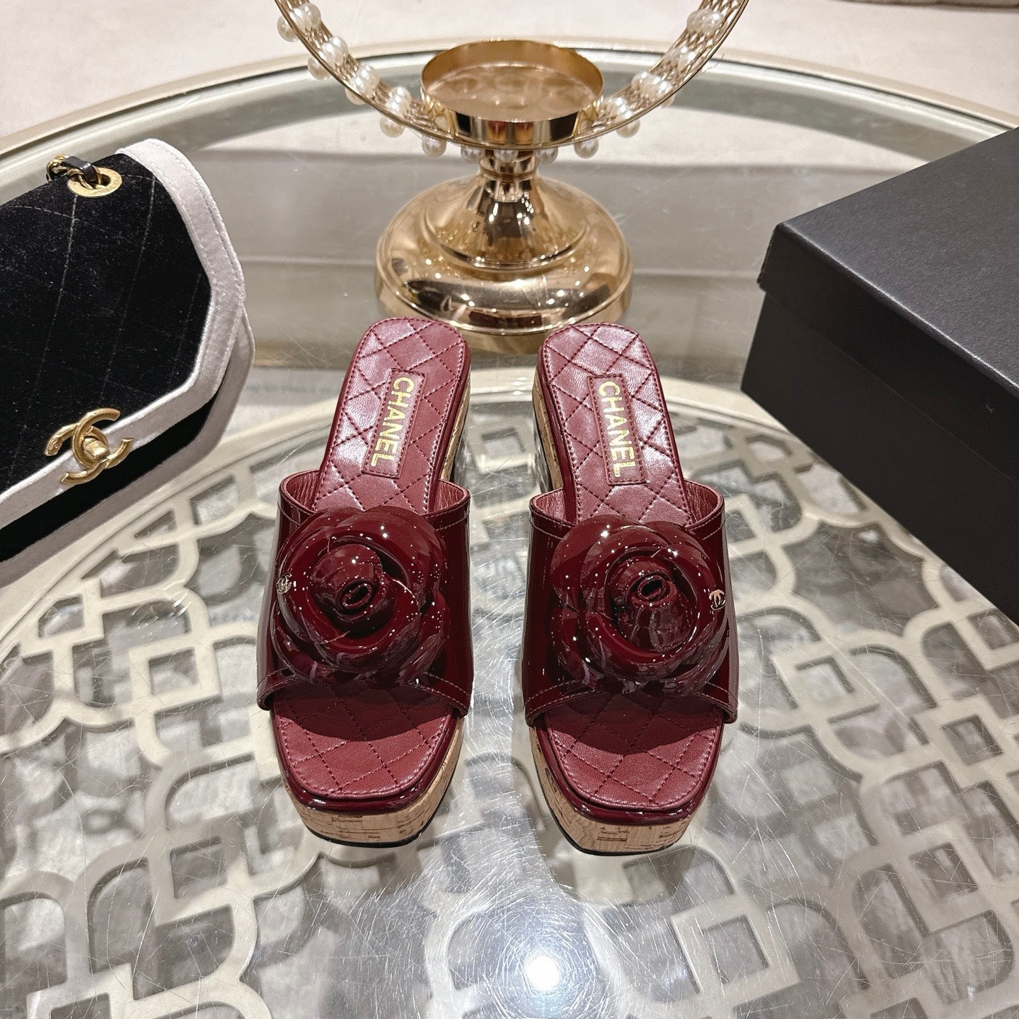 CC 26s Camellia Platform Slippers 65 Dark Red Patent Leather 627041