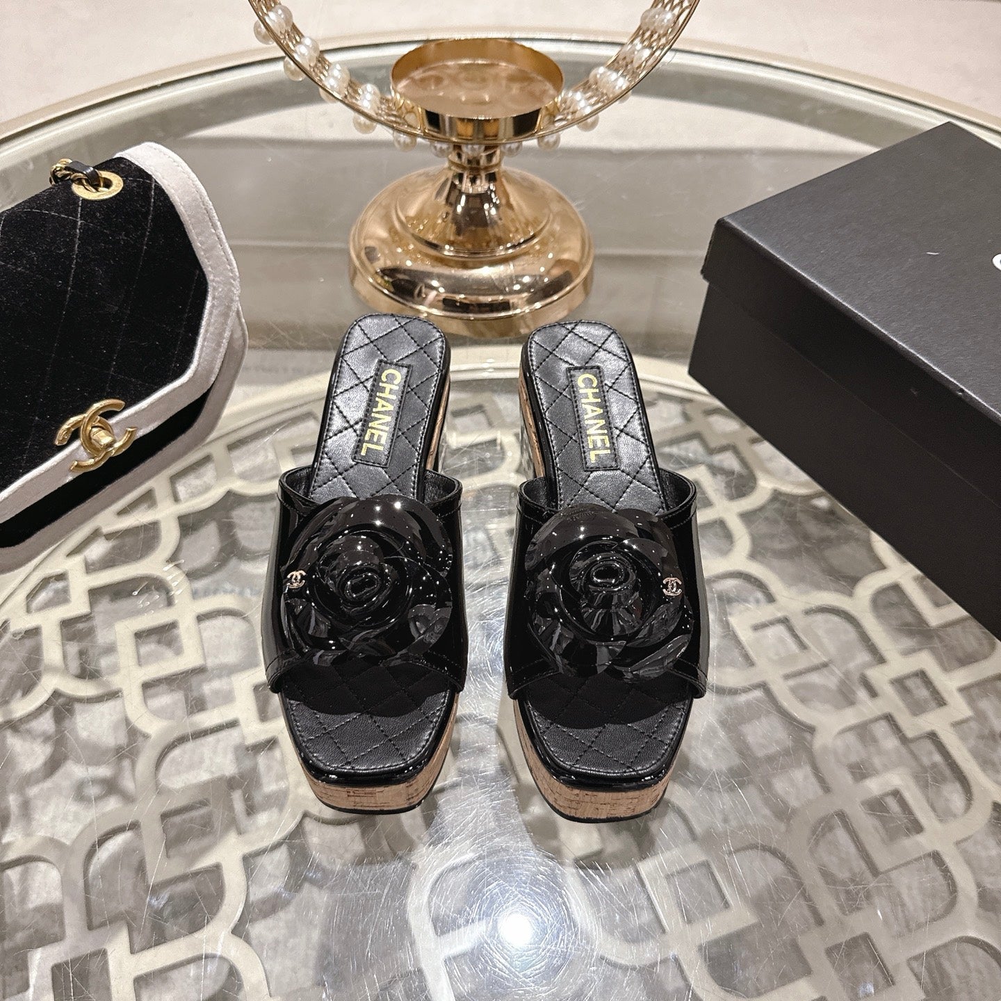 CC 26s Camellia Platform Slippers 65 Black Patent Leather 627044
