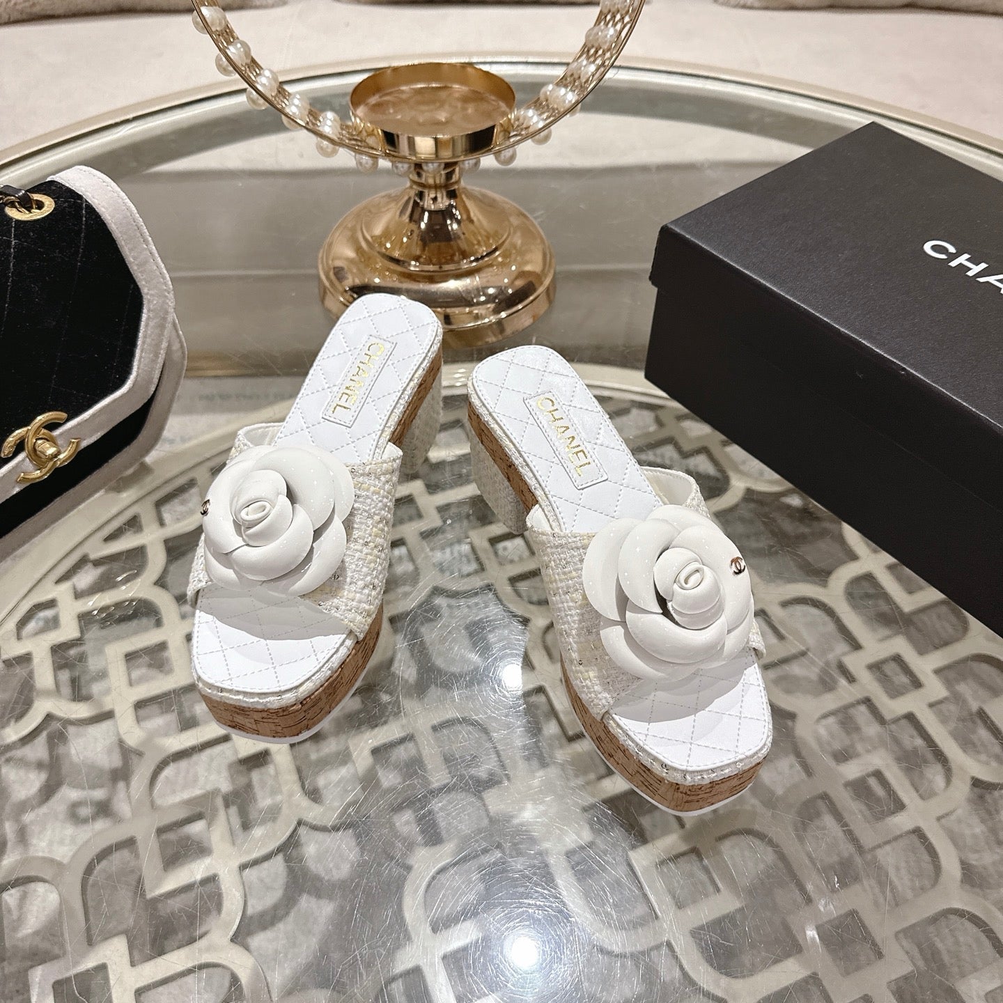 CC 26s Camellia Platform Slippers 65 White Tweed Leather 627054